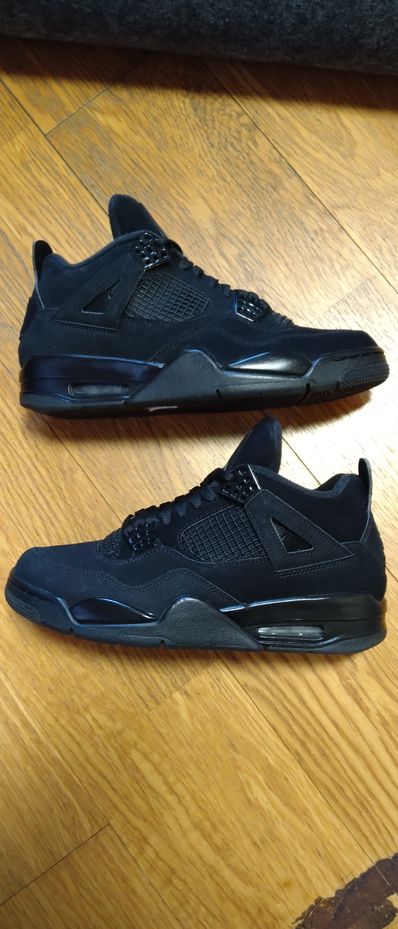 Nike Air Jordan 4 "Black Cat"