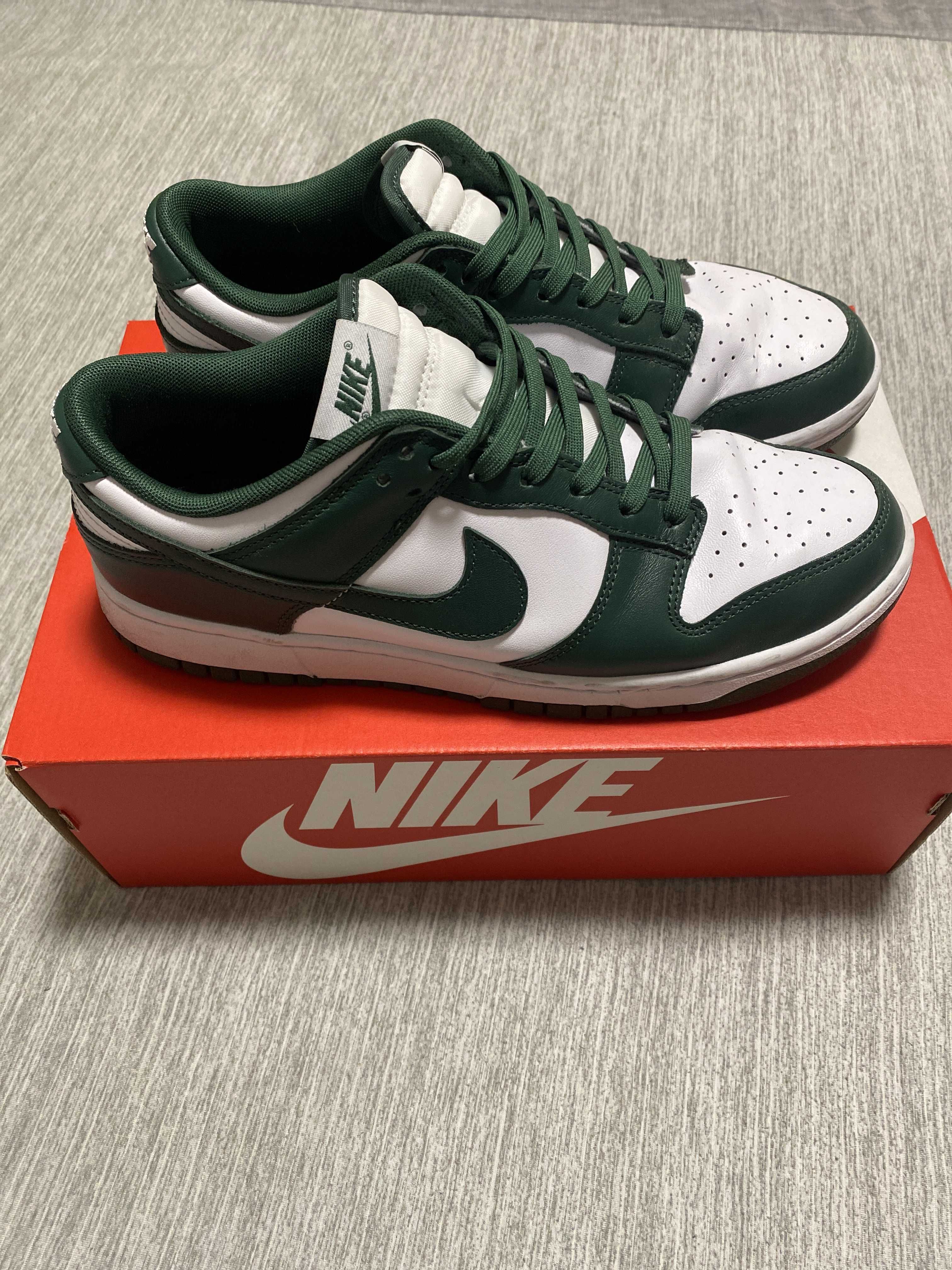 Nike Dunk Low Retro "Varsity Green/Team Green"