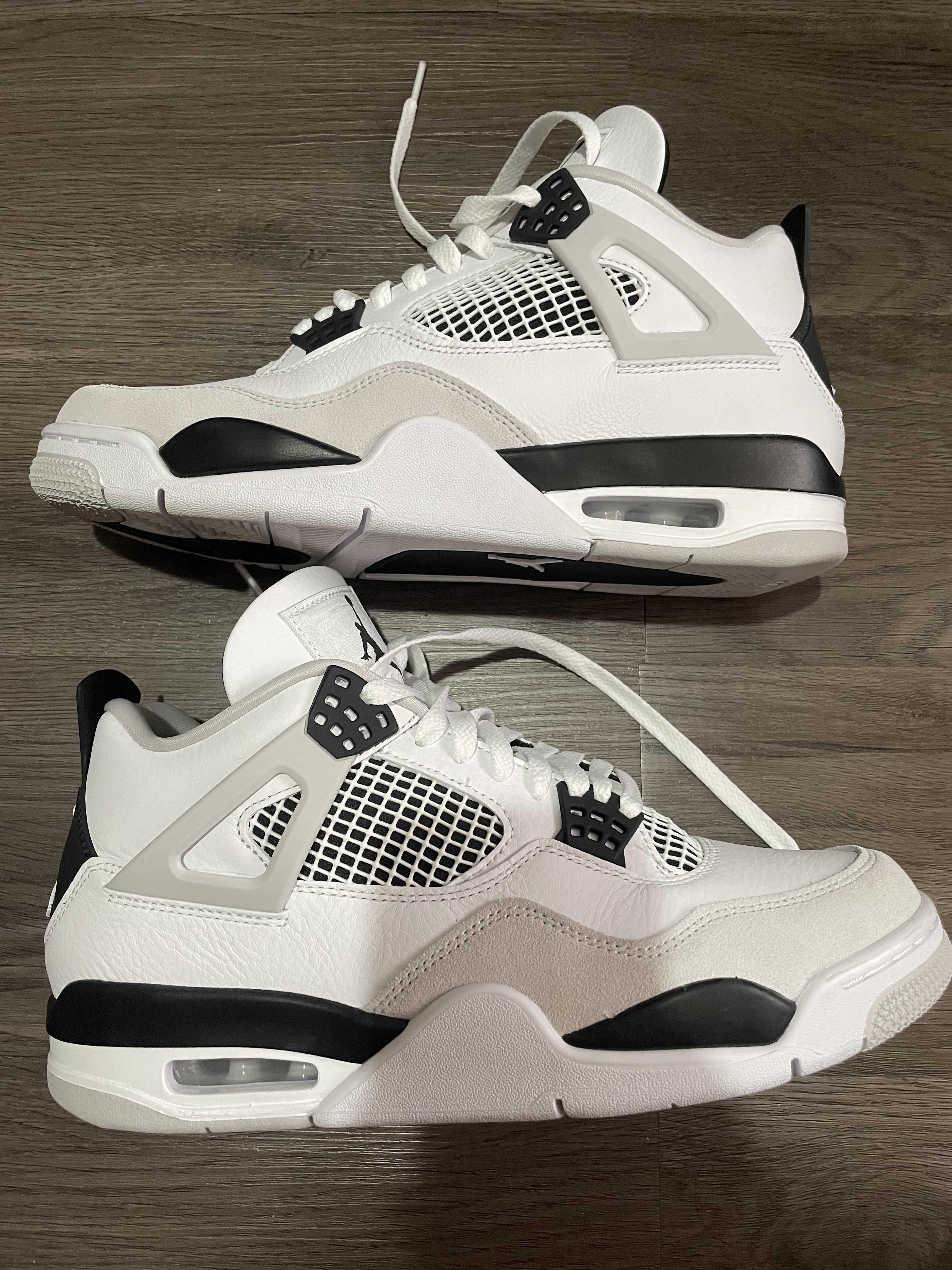 Nike Air Jordan 4 "Military Black"