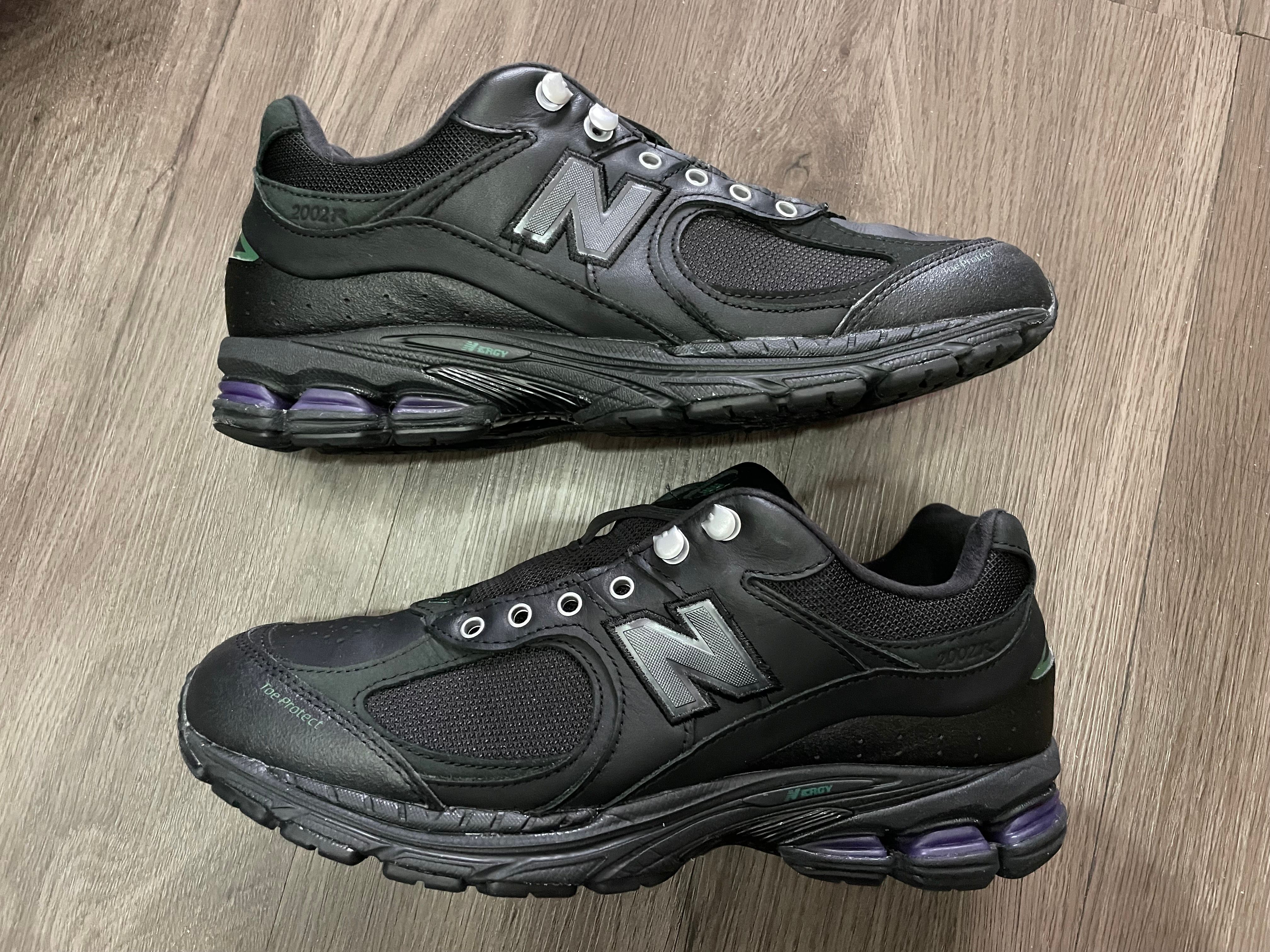 New Balance 2002R "Black"