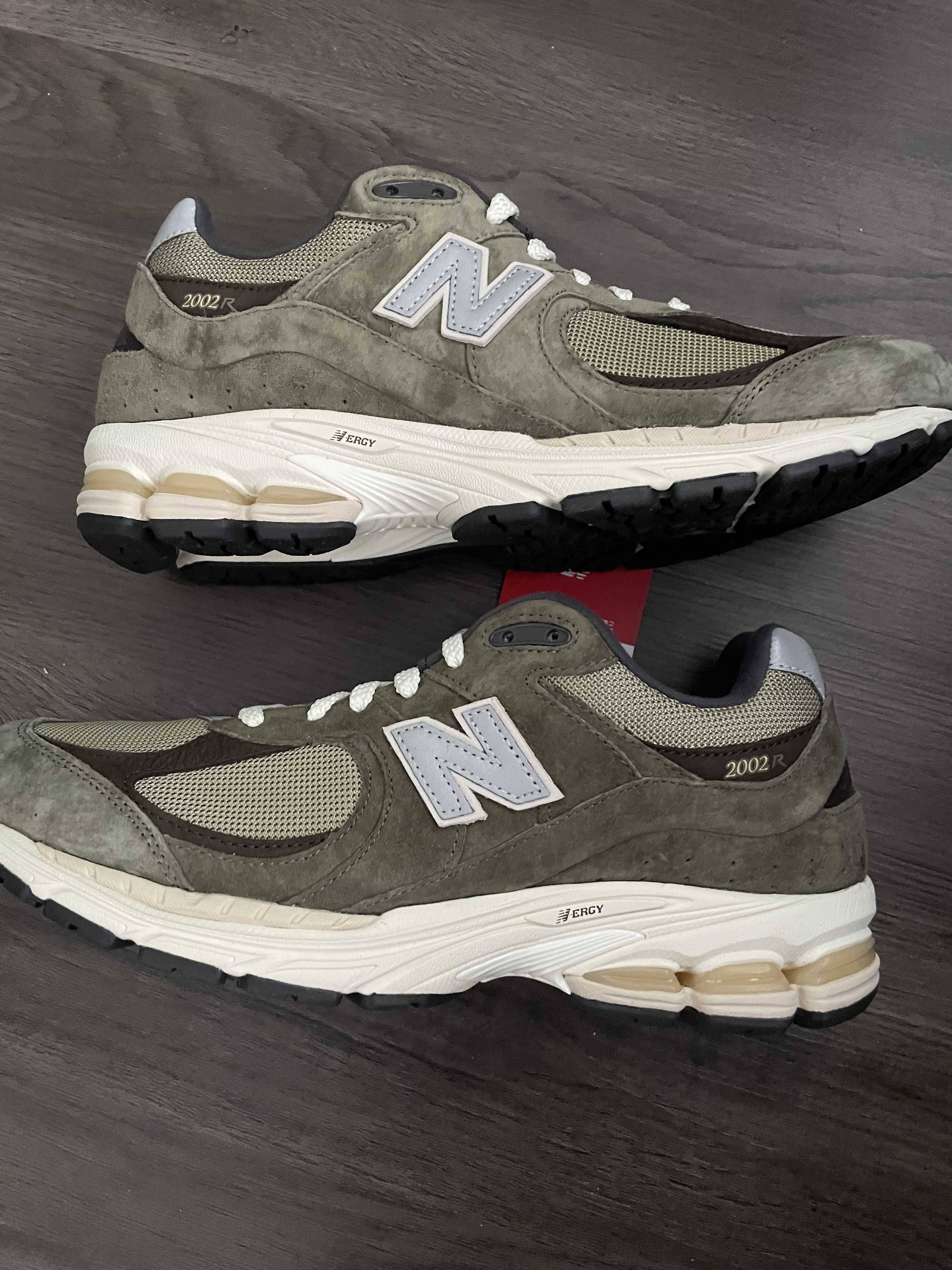 New Balance 2002R "Olive Brown"