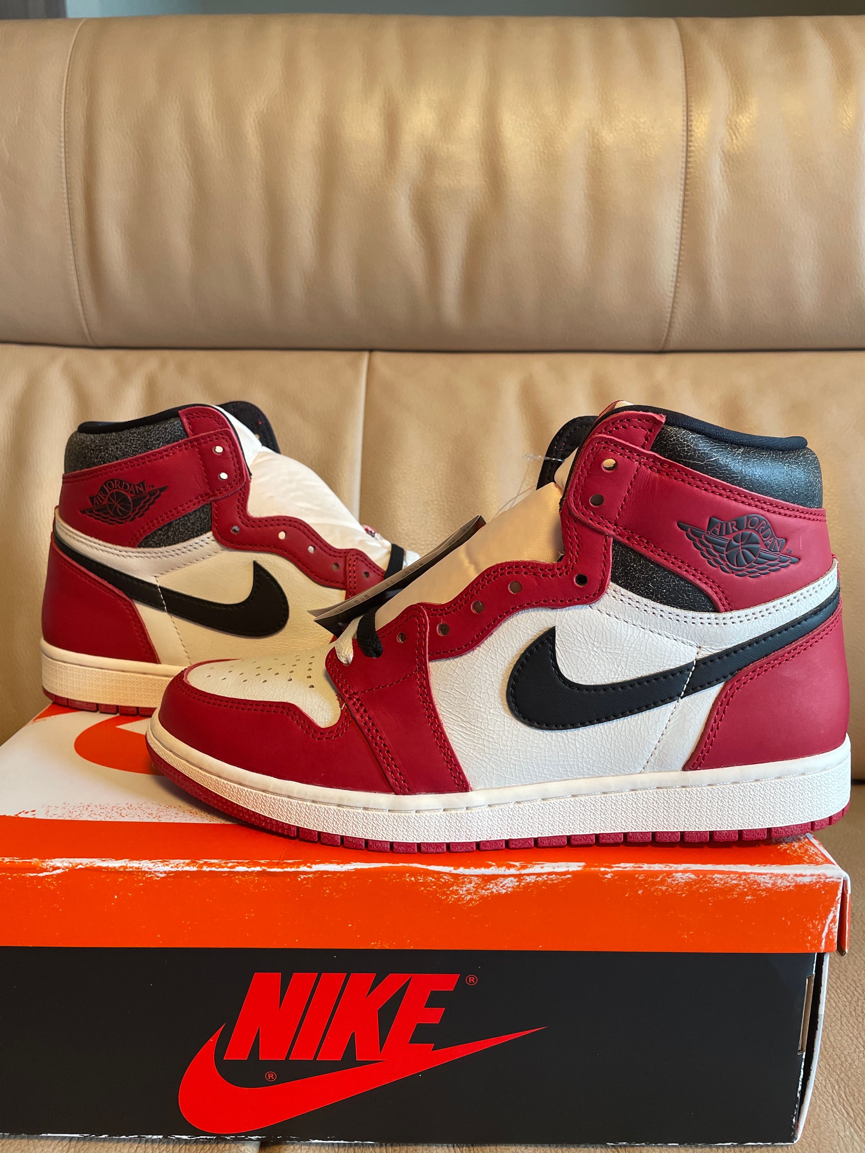 Nike Air Jordan 1 High OG "Lost & Found/Chicago"