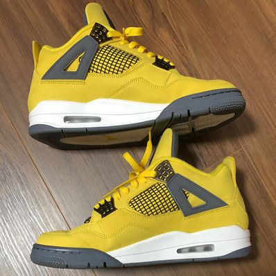 Nike Air Jordan 4 "Tour Yellow"