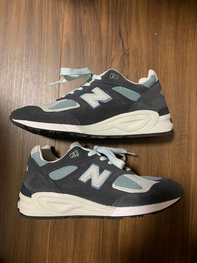 KITH Ronnie Fieg × New Balance 990V2 "Steel Blue"