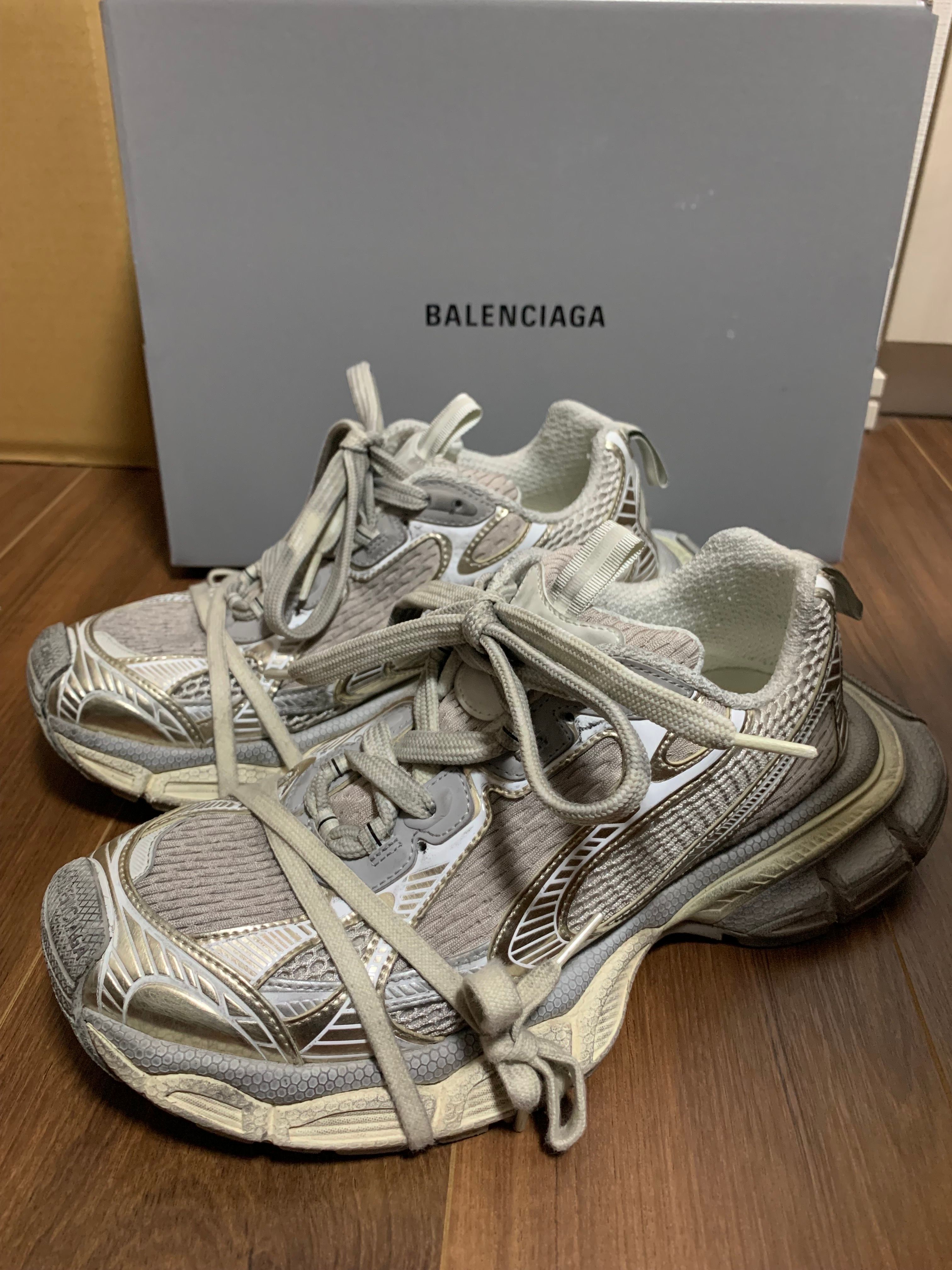 BALENCIAGA Women's 3XL Sneaker "Off White/Light Beige"