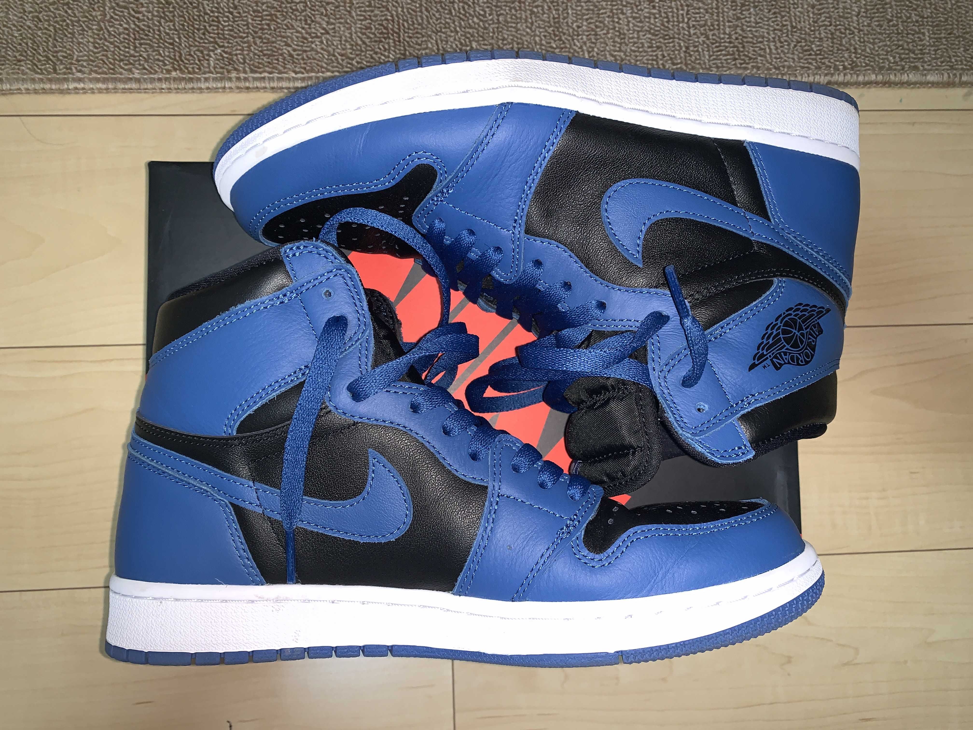 Nike Air Jordan 1 Retro High OG "Dark Marina Blue"