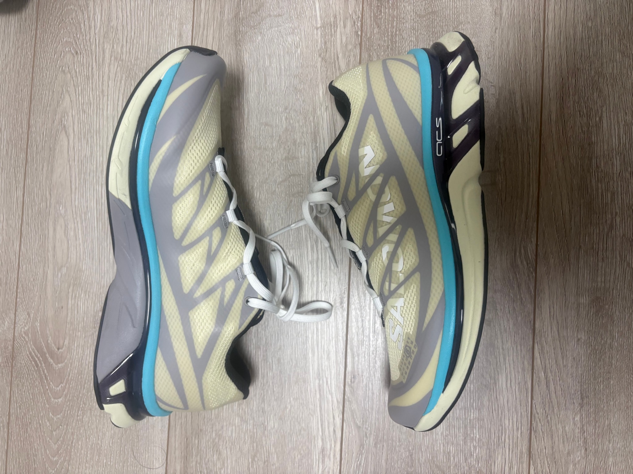 MM6 Maison Margiela × Salomon XT-MM6 "Aspargus Green/Gull"