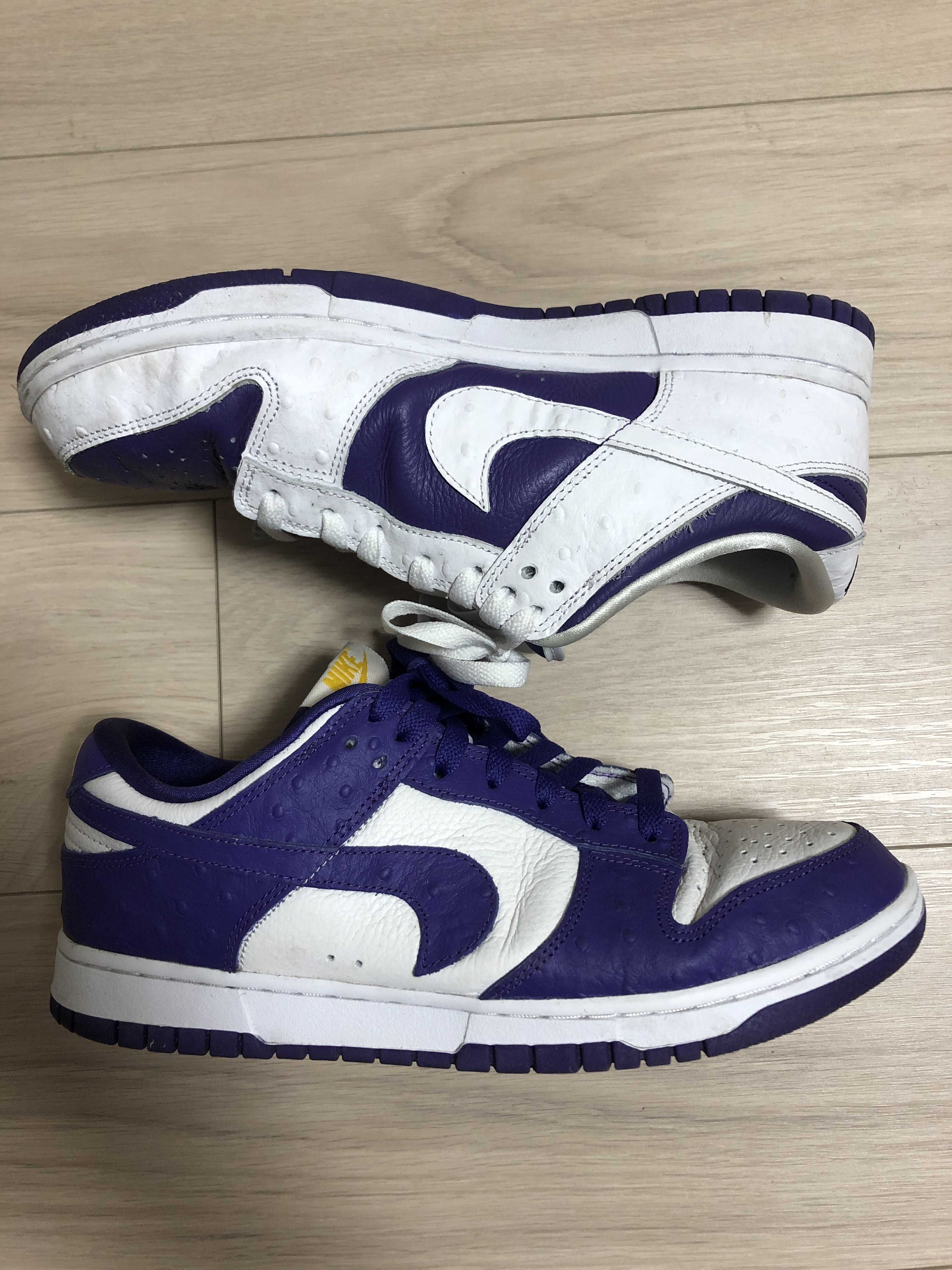 Nike Women's Dunk Low "Made You Look"