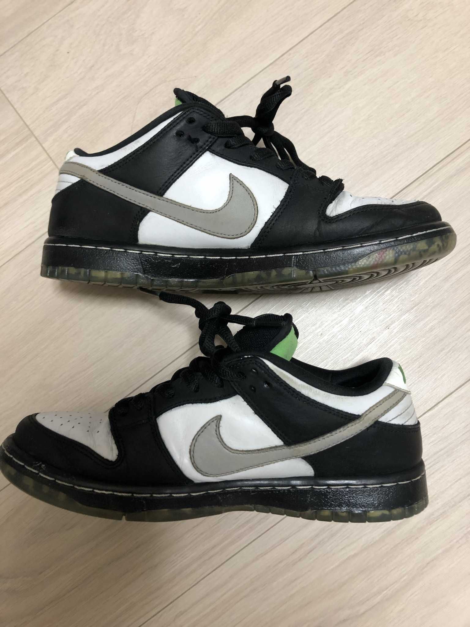 STAPLE × Nike SB Dunk Low "Pigeon Black/White"