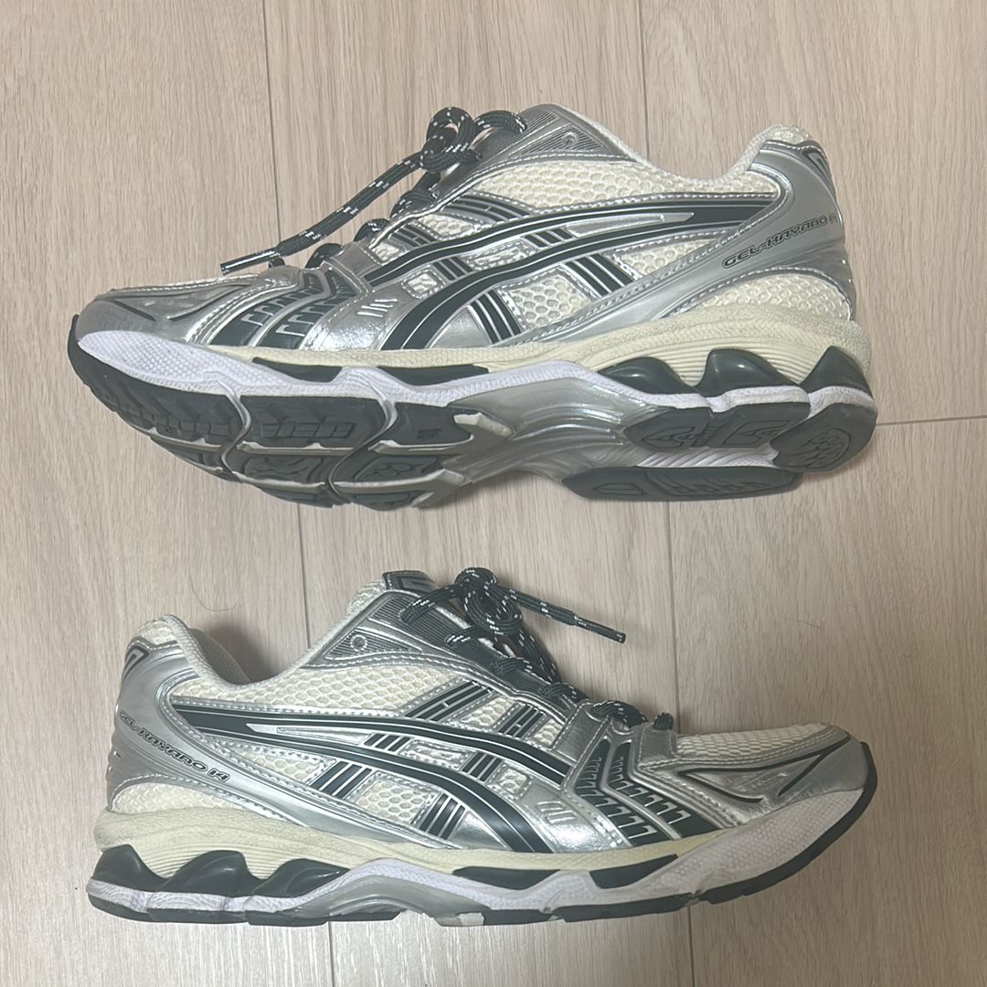 KITH × Asics Gel-Kayano 14 "Cream/Scarab" (1201A954-100)