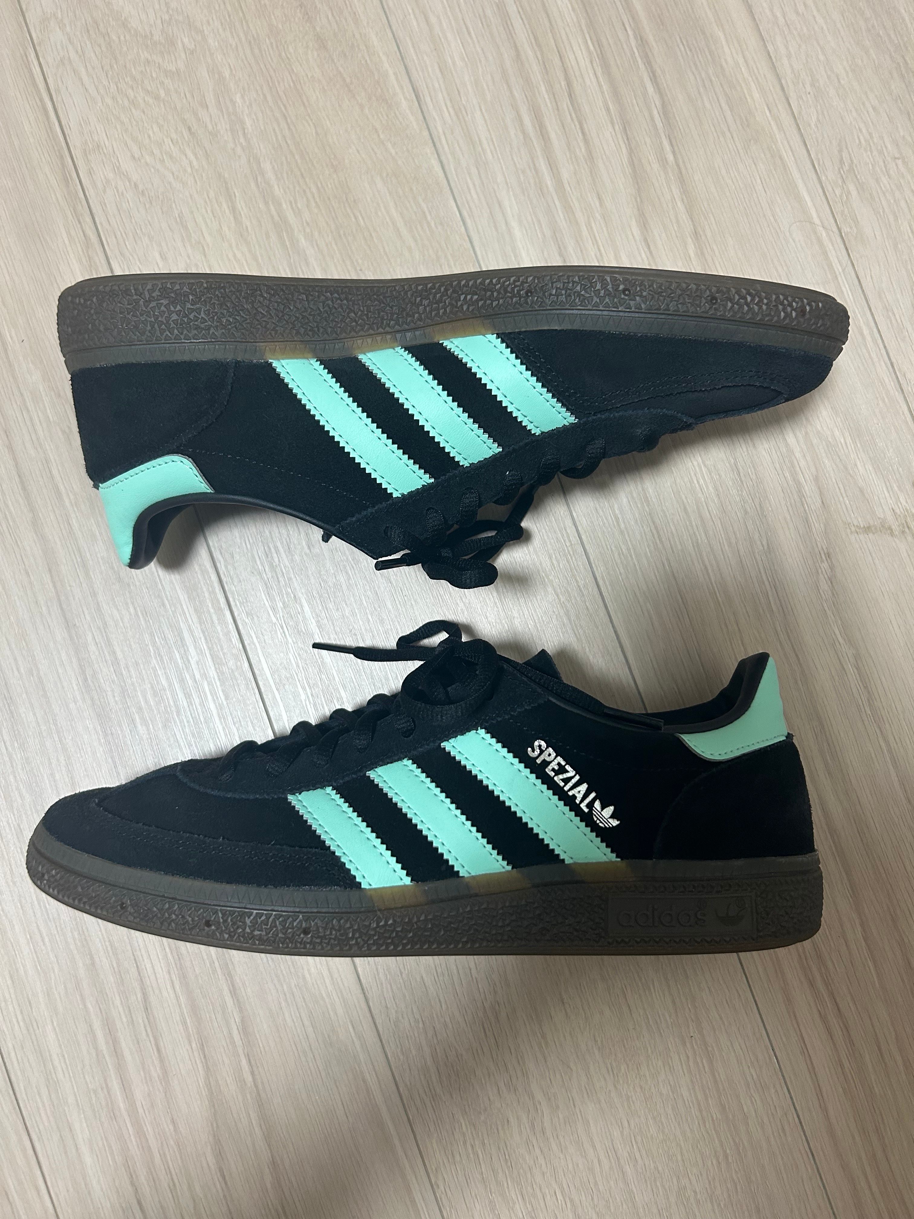 adidas Handball SPZL "Core Black/Clear Mint/Gum"
