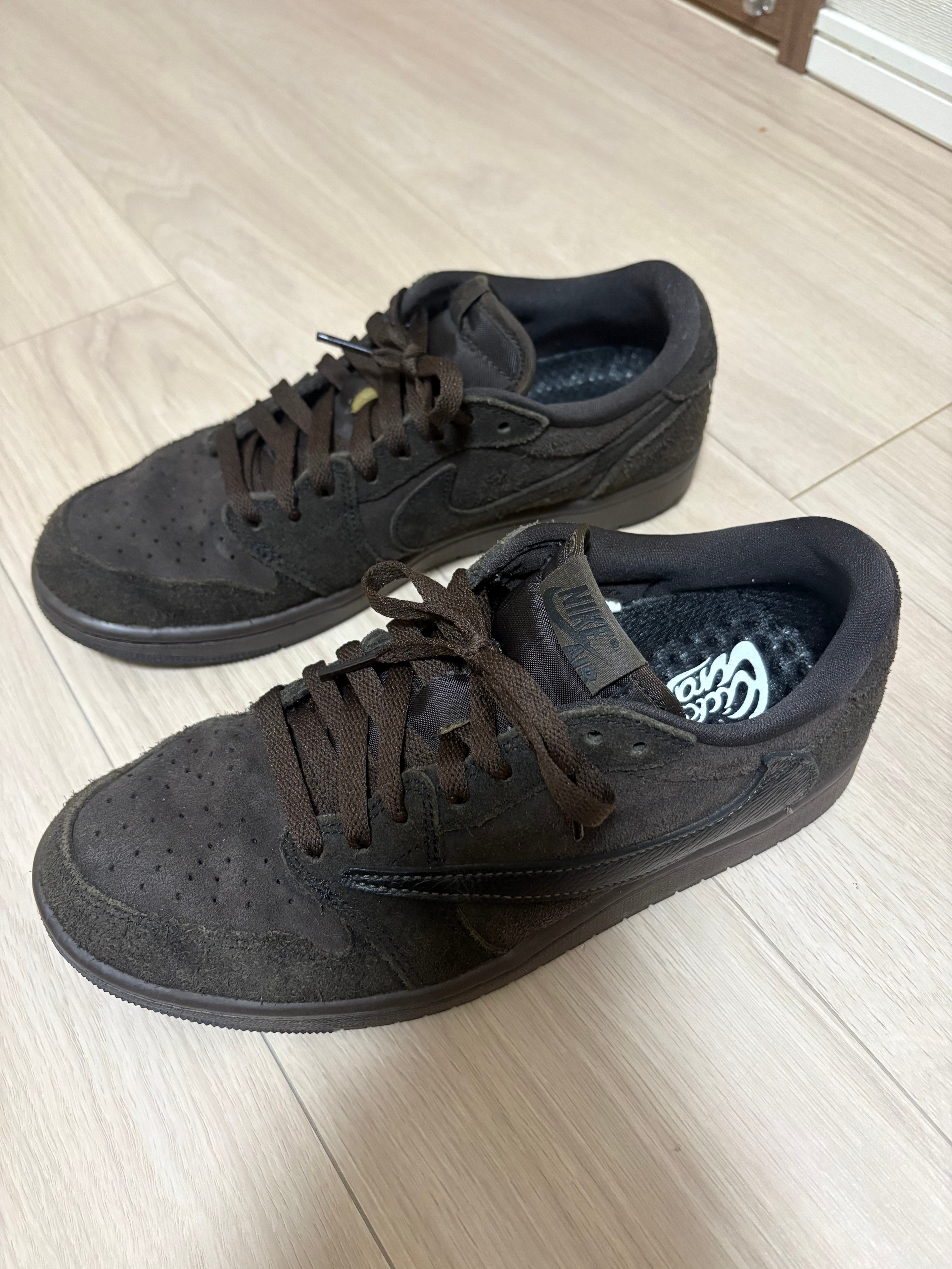 Travis Scott × Nike Air Jordan 1 Low OG SP "Velvet Brown and Dark Mocha"