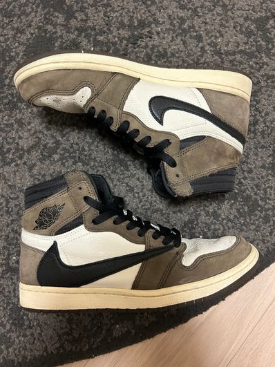 Travis Scott × Nike Air Jordan 1 Retro High OG TS SP "Sail/Dark Mocha"