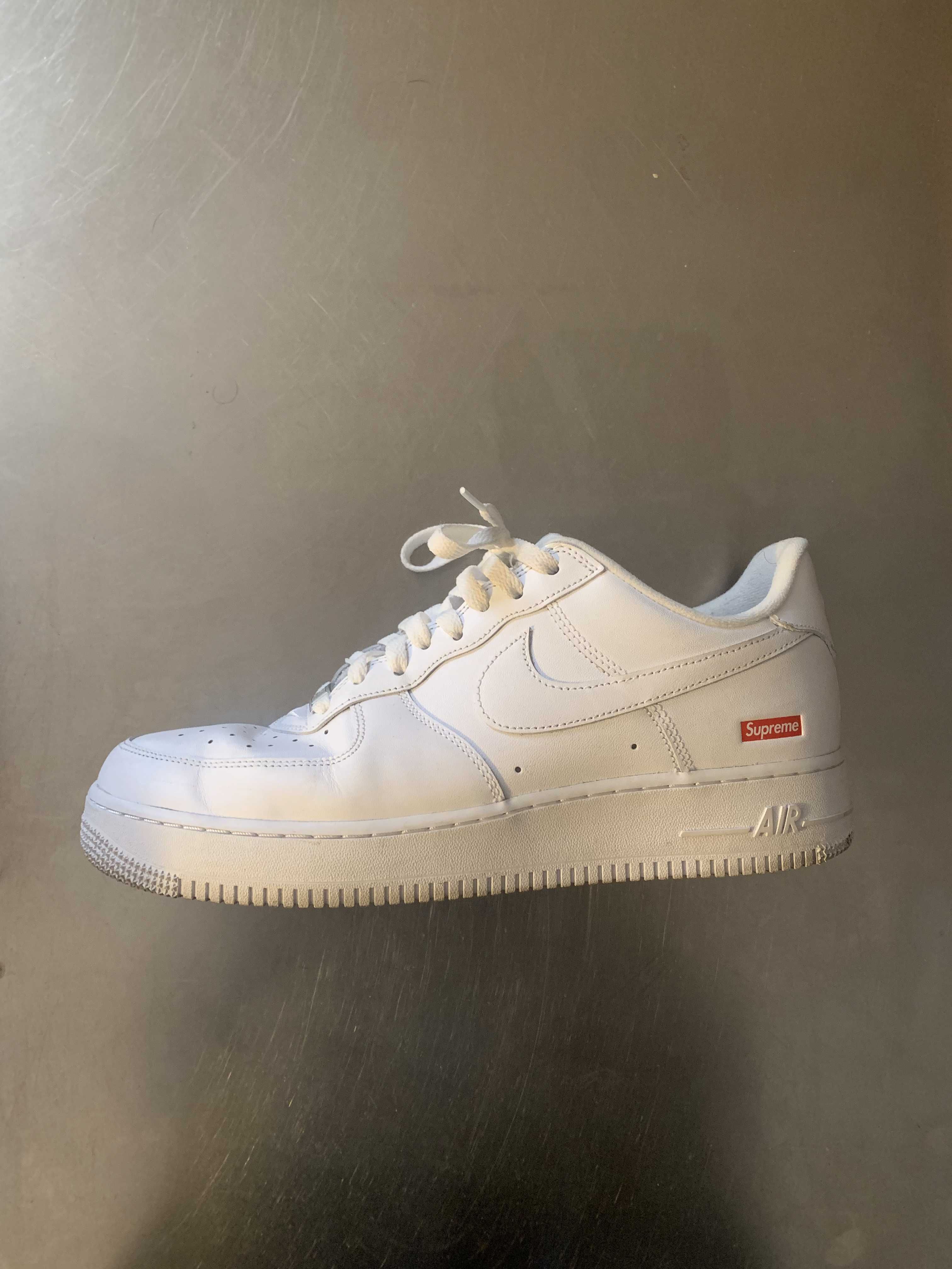 Supreme × Nike Air Force 1 Low "White"