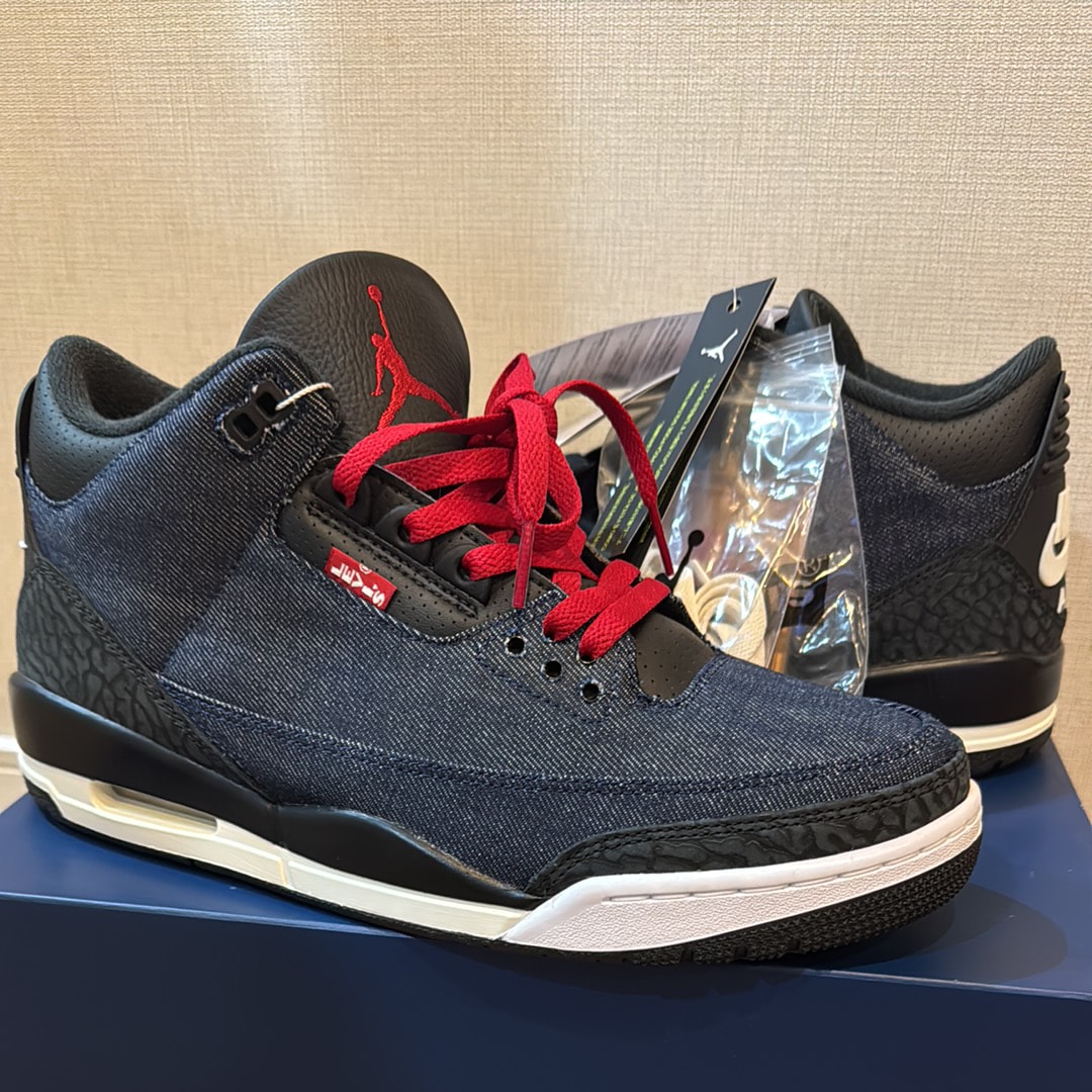 Levi’s × Nike Air Jordan 3 Retro SP "Indigo and Gym Red" (LEVI'S Tab)
