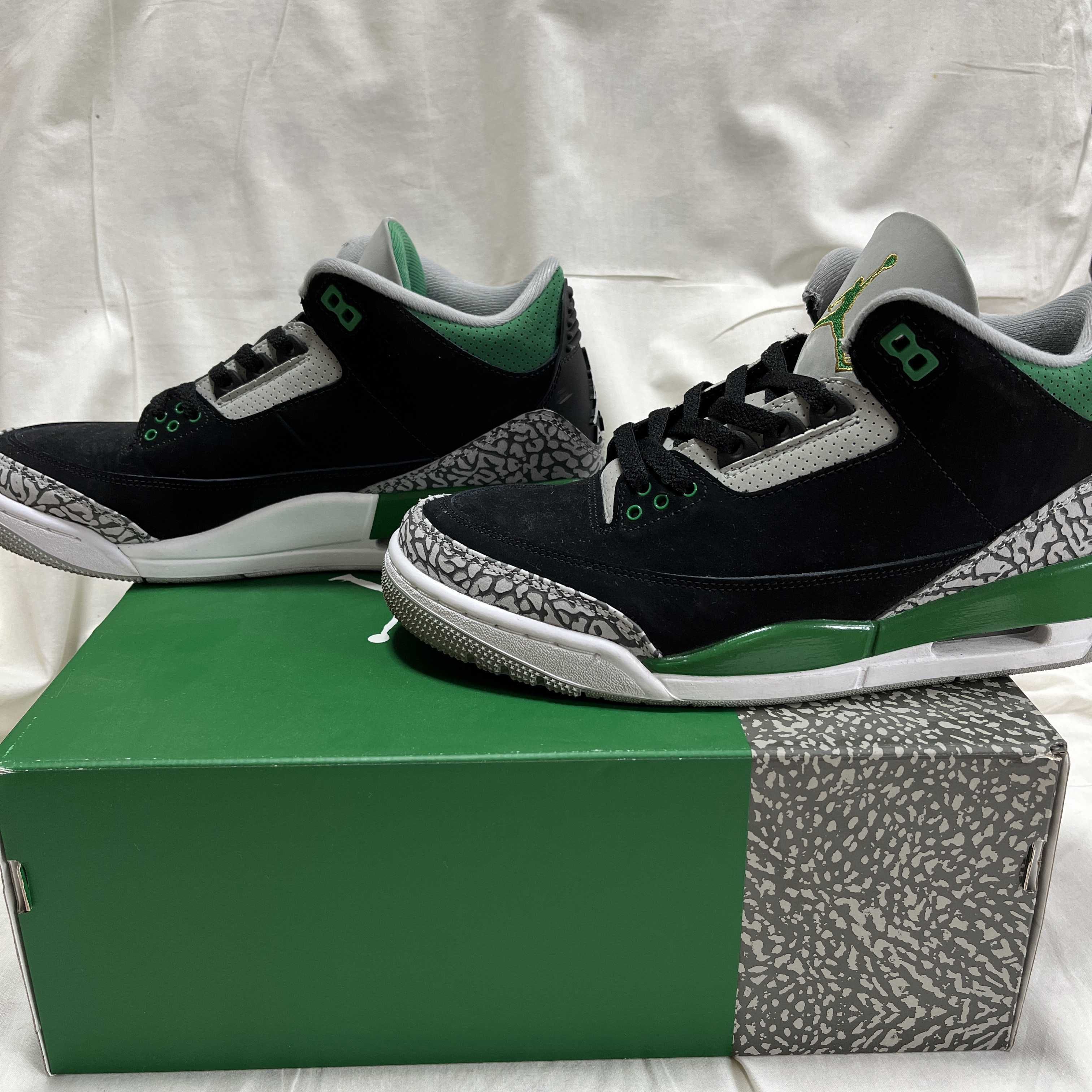 Nike Air Jordan 3 "Pine Green"