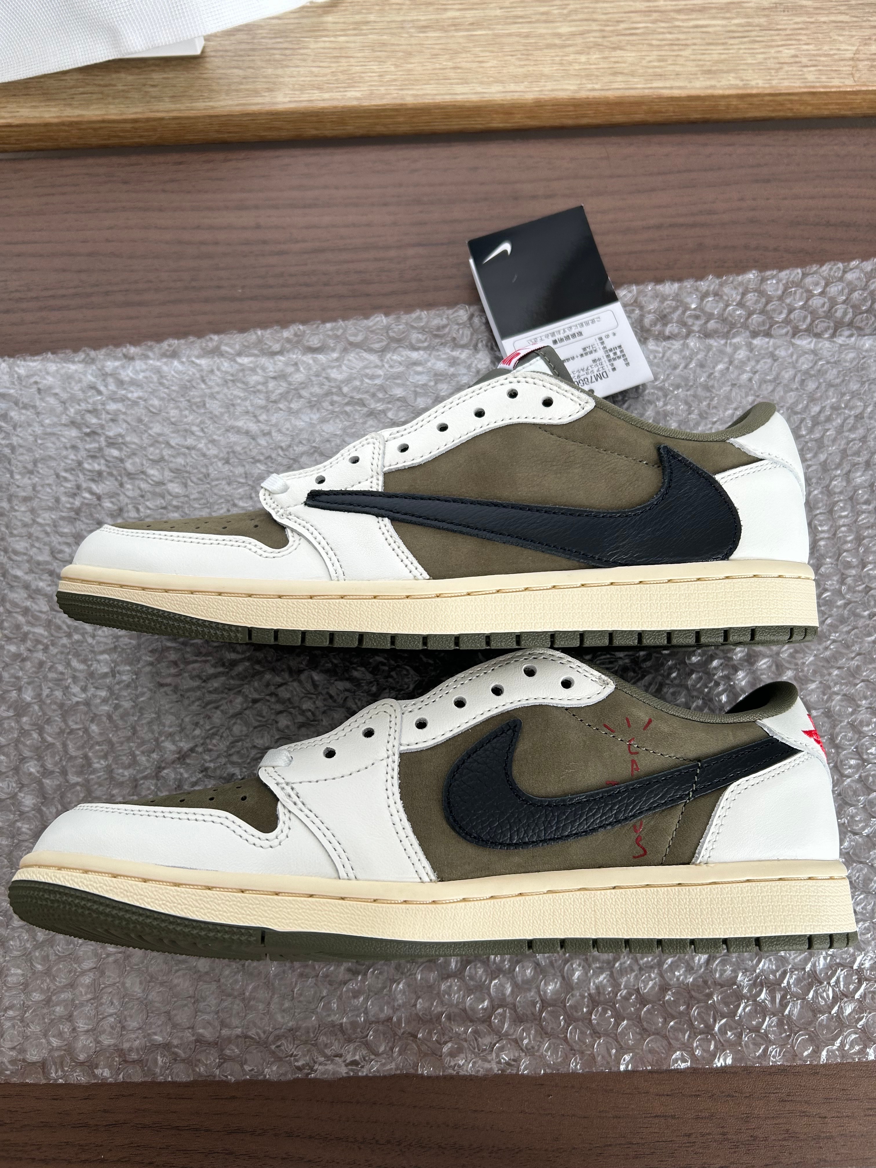 Travis Scott × Nike Air Jordan 1 Low OG SP "Reverse Olive"
