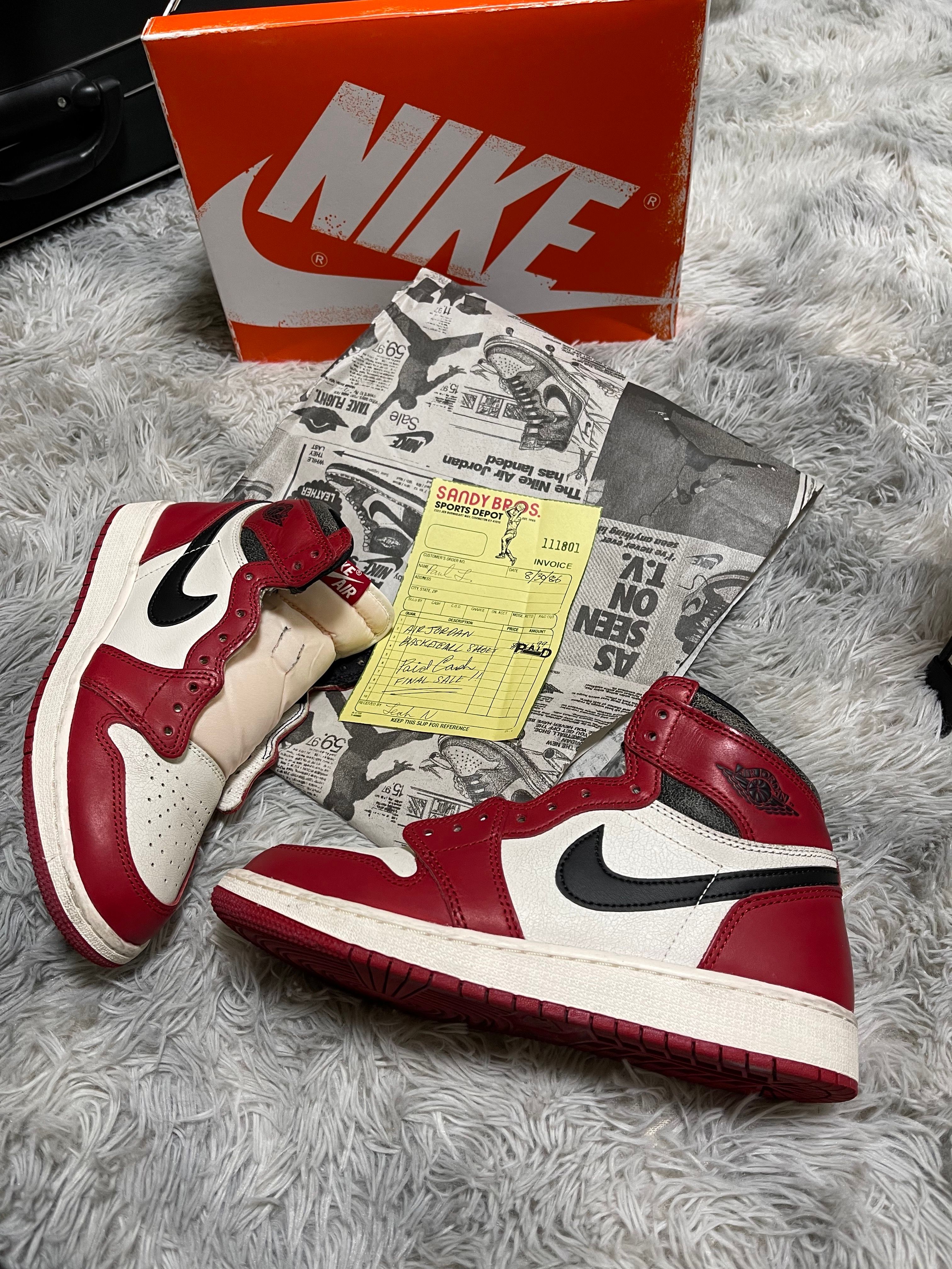 Nike GS Air Jordan 1 High OG "Lost & Found/Chicago"
