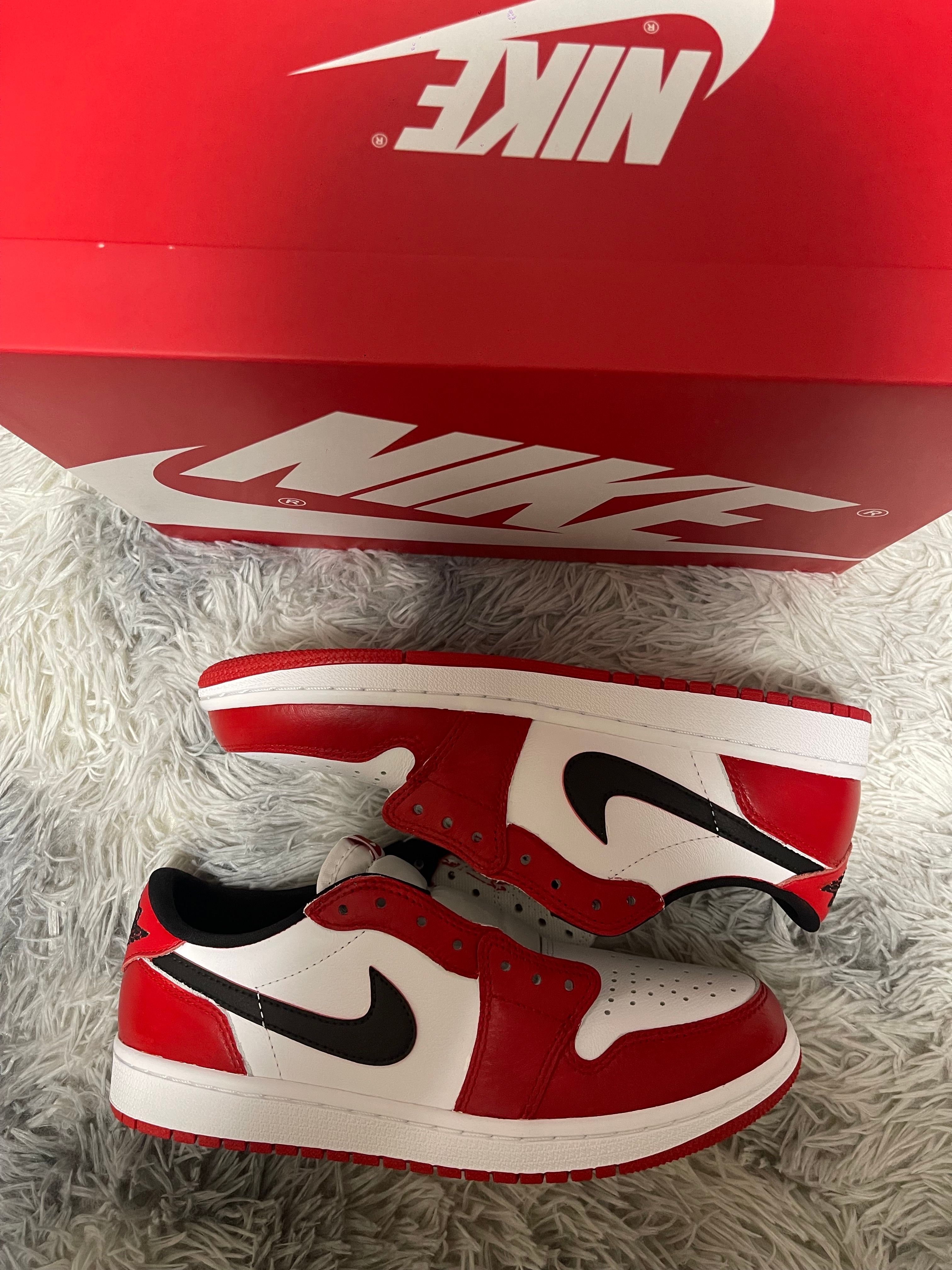Nike Air Jordan 1 Retro Low OG "White and University Red"