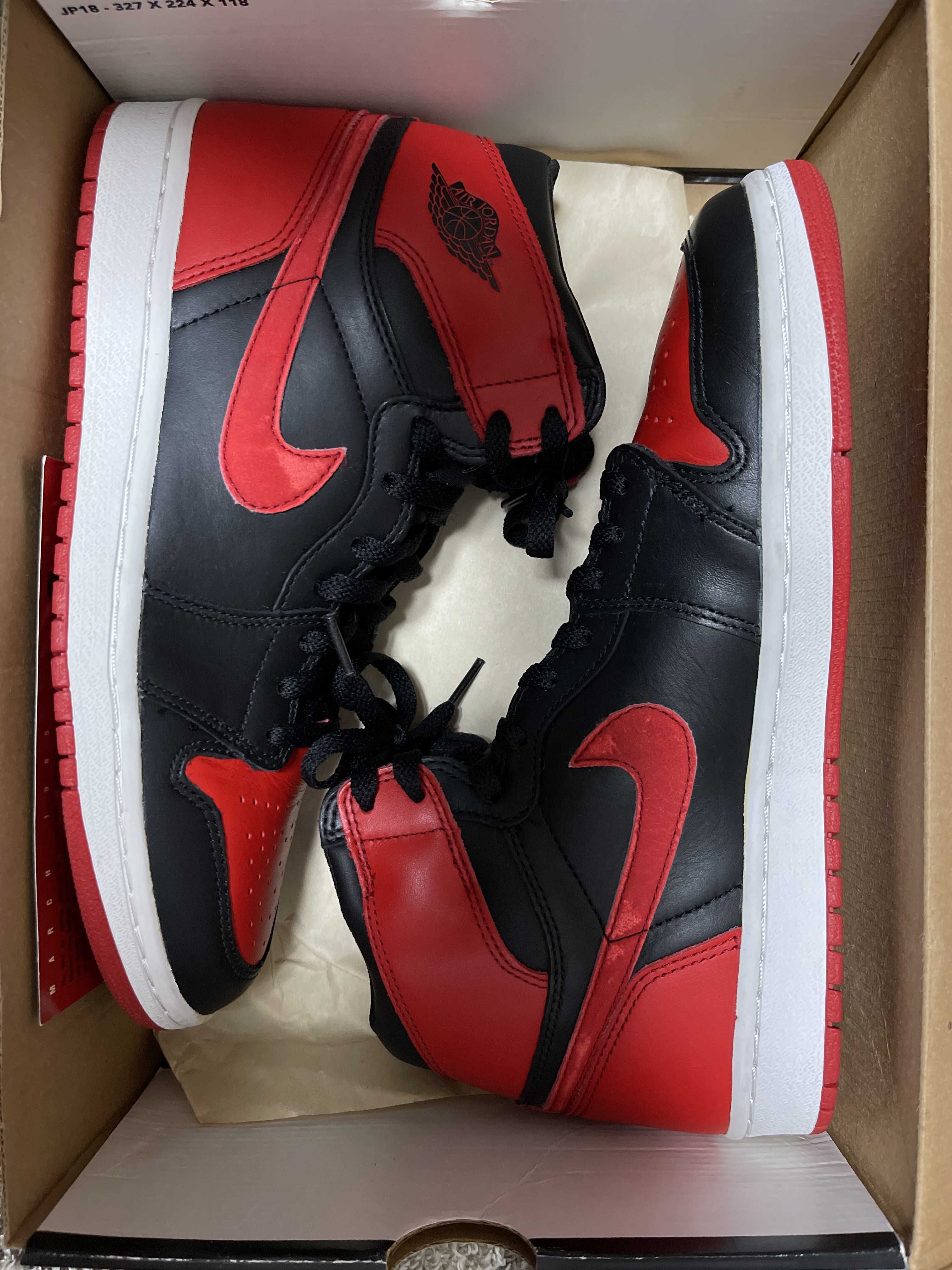 Nike Air Jordan 1 Retro High "Black Varsity Red/Bred"(2001)