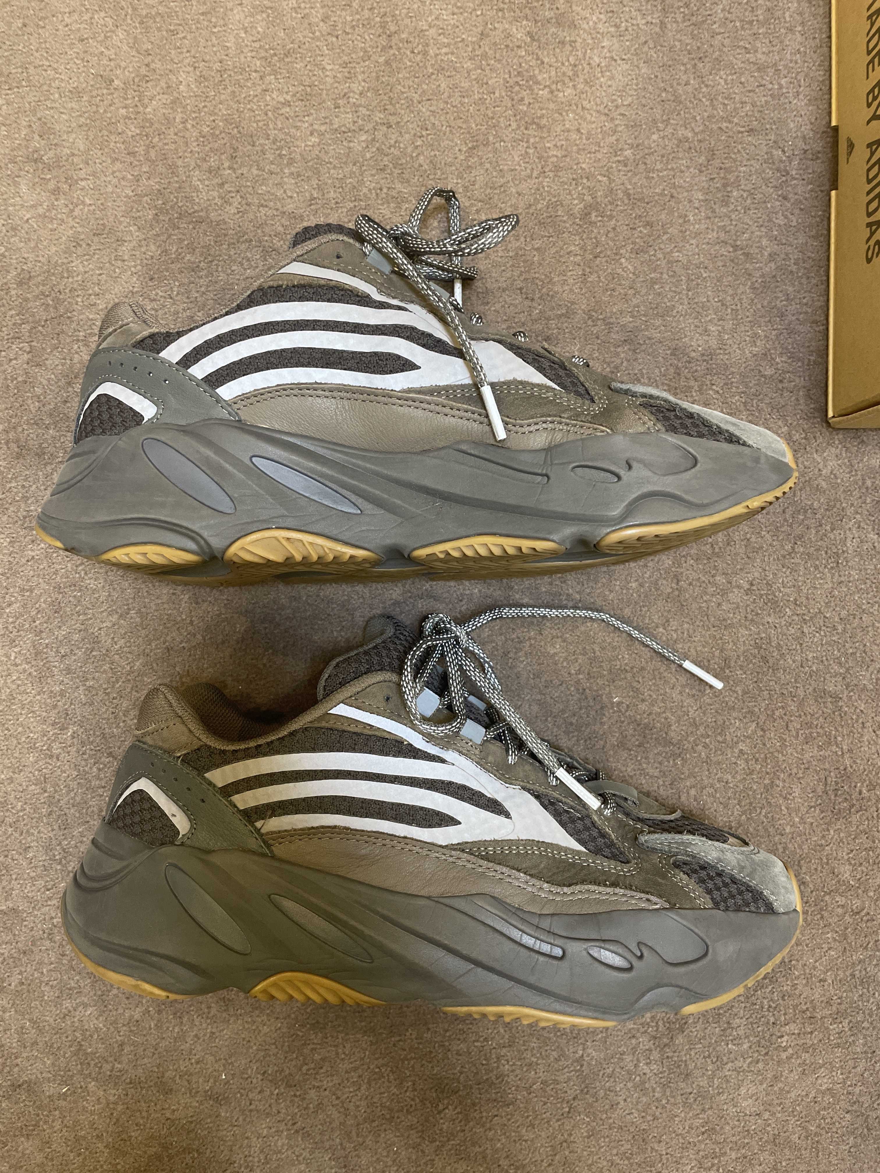 ADIDAS ORIGINALS YEEZY BOOST 700 V2 "GEODE"