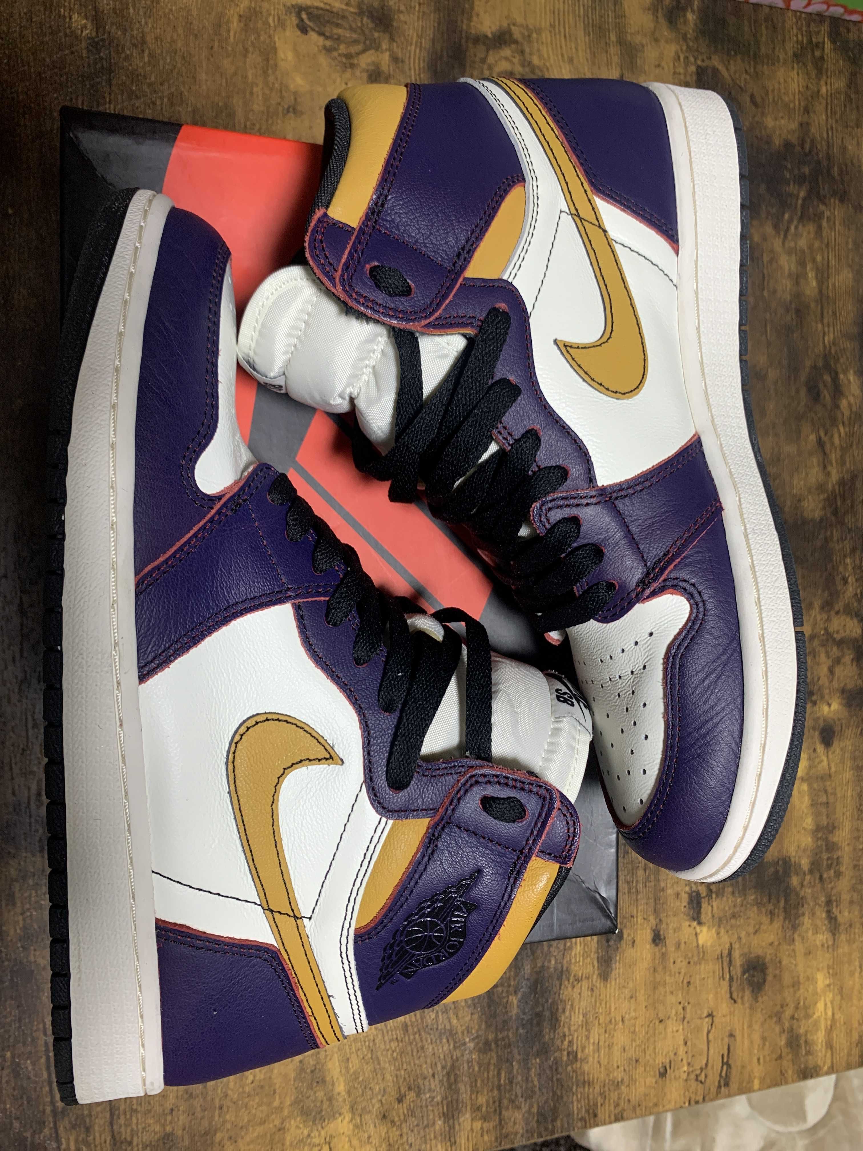 Nike SB × Air Jordan 1 Retro High "La To Chicago"