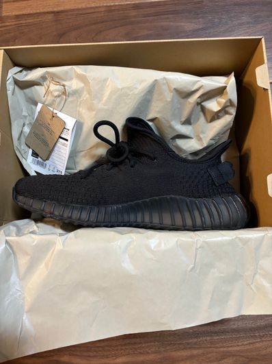 adidas YEEZY Boost 350V2 "Onyx"