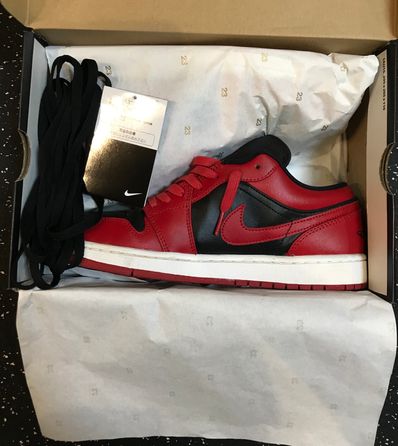Nike Air Jordan 1 Low "Varsity Red"