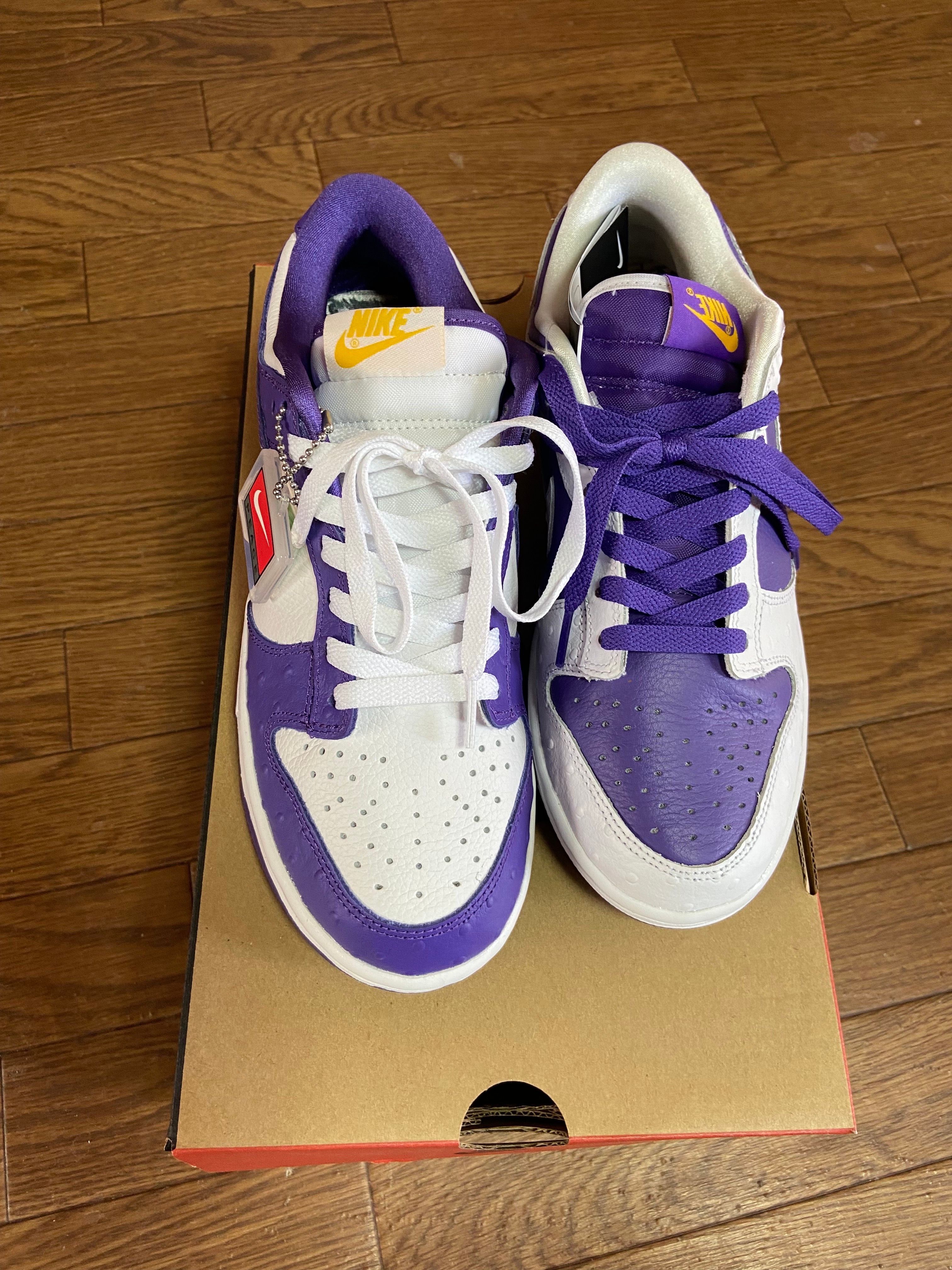 Nike Women's Dunk Low "Made You Look"