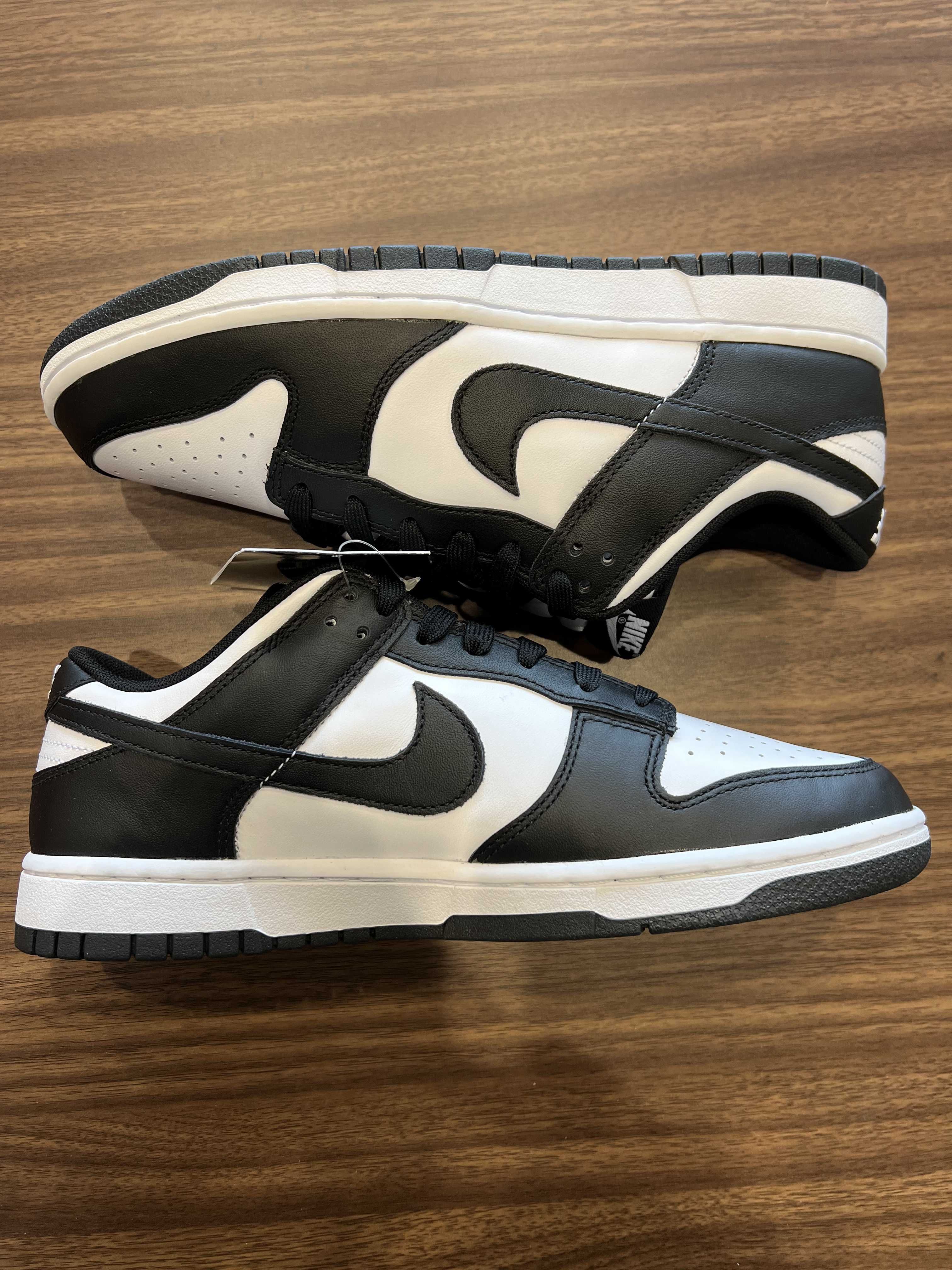 Nike Dunk Low Retro "Panda/White/Black"