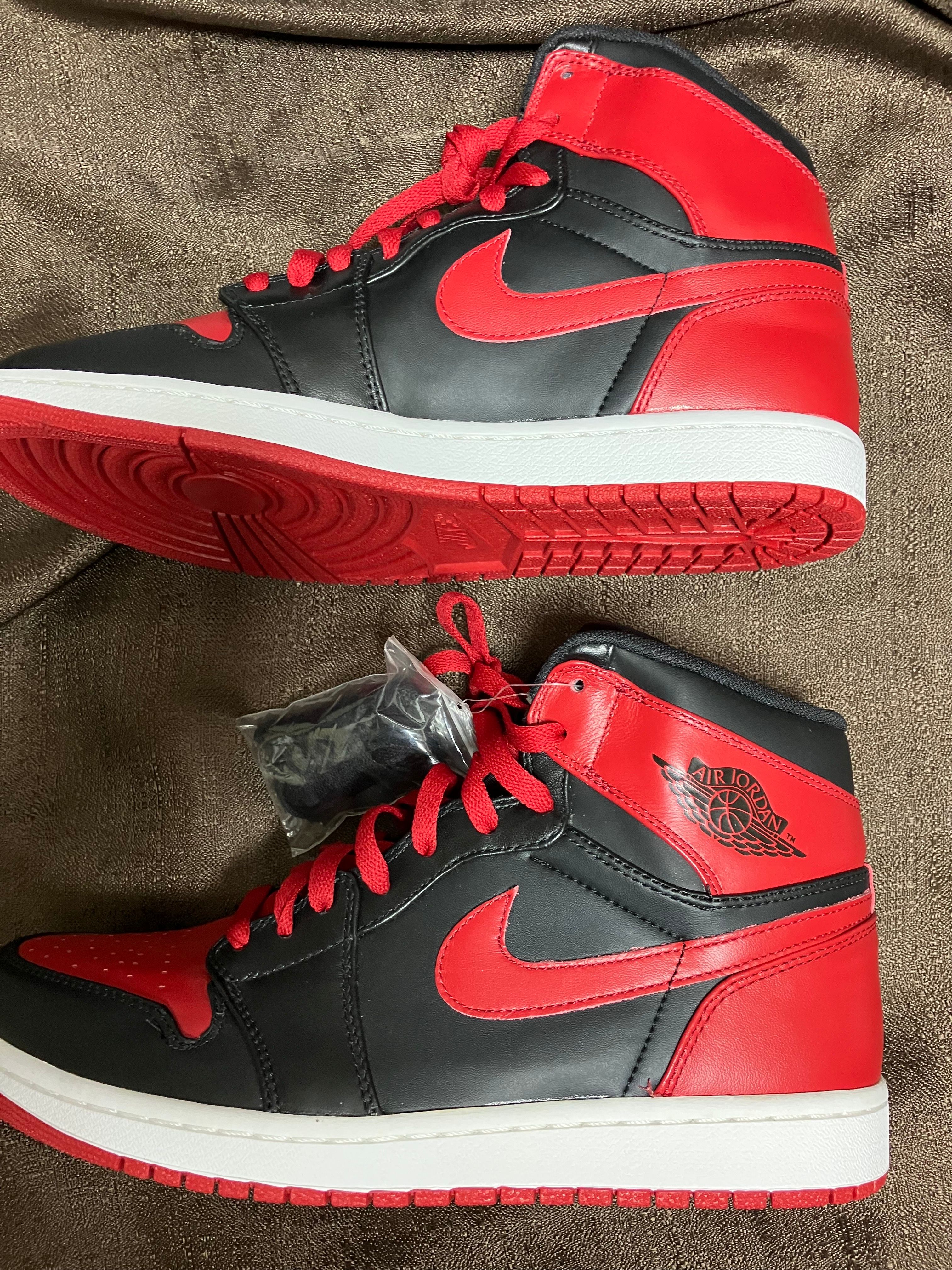 Nike Air Jordan 1 "Defining Moments Pack One 60 Pts" (332550-061/332550-101)