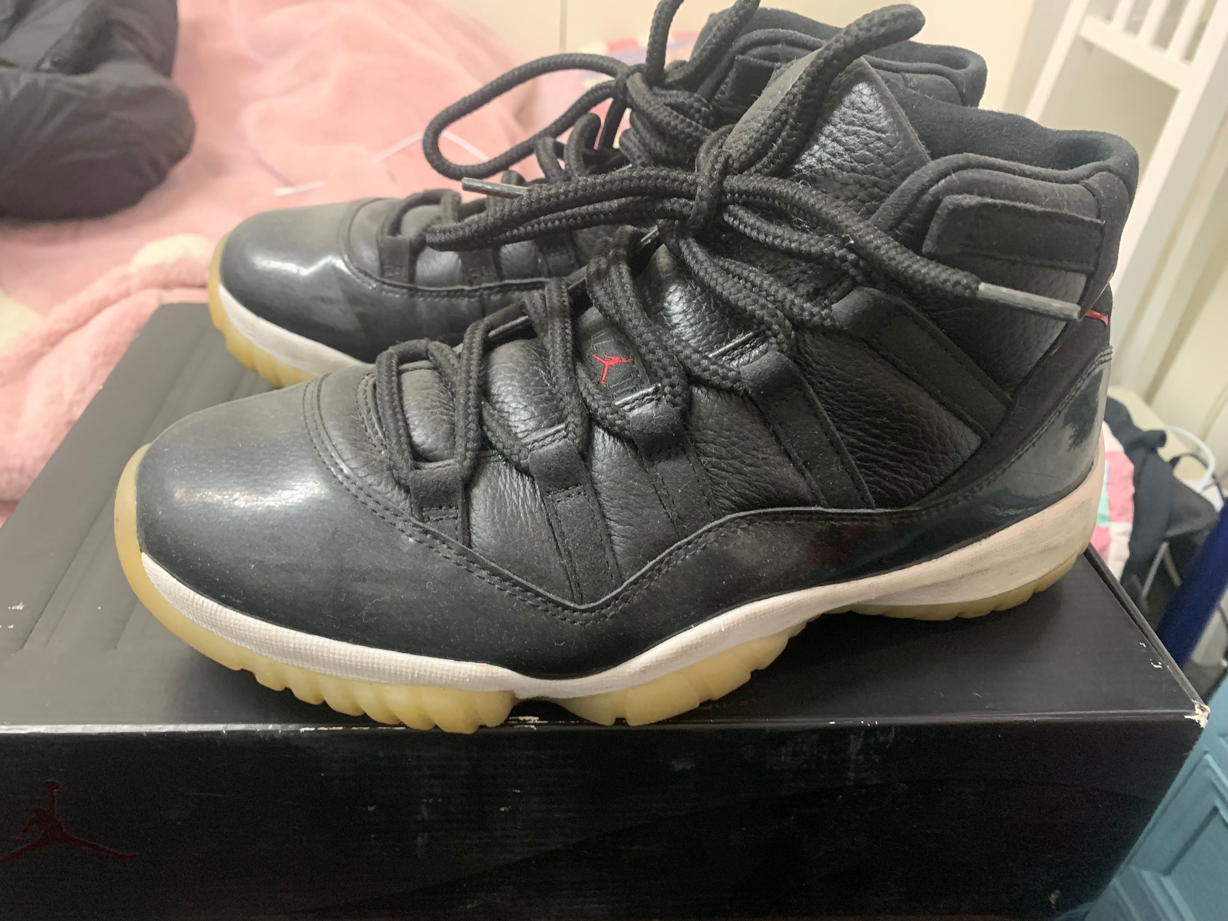 Nike Air Jordan 11 Retro "72-10"