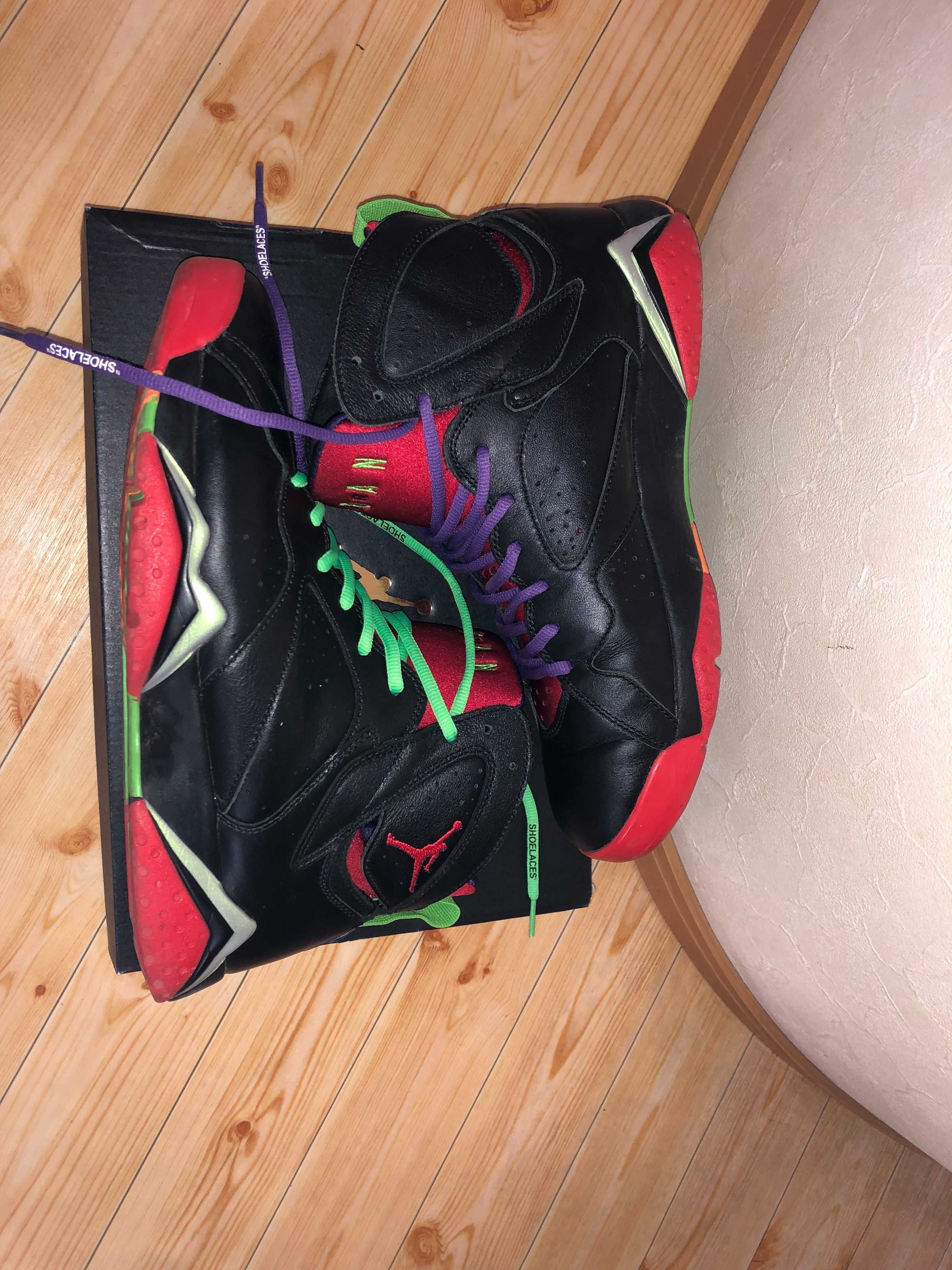 NIKE AIR JORDAN 7 RETRO MARVIN THE MARTIAN