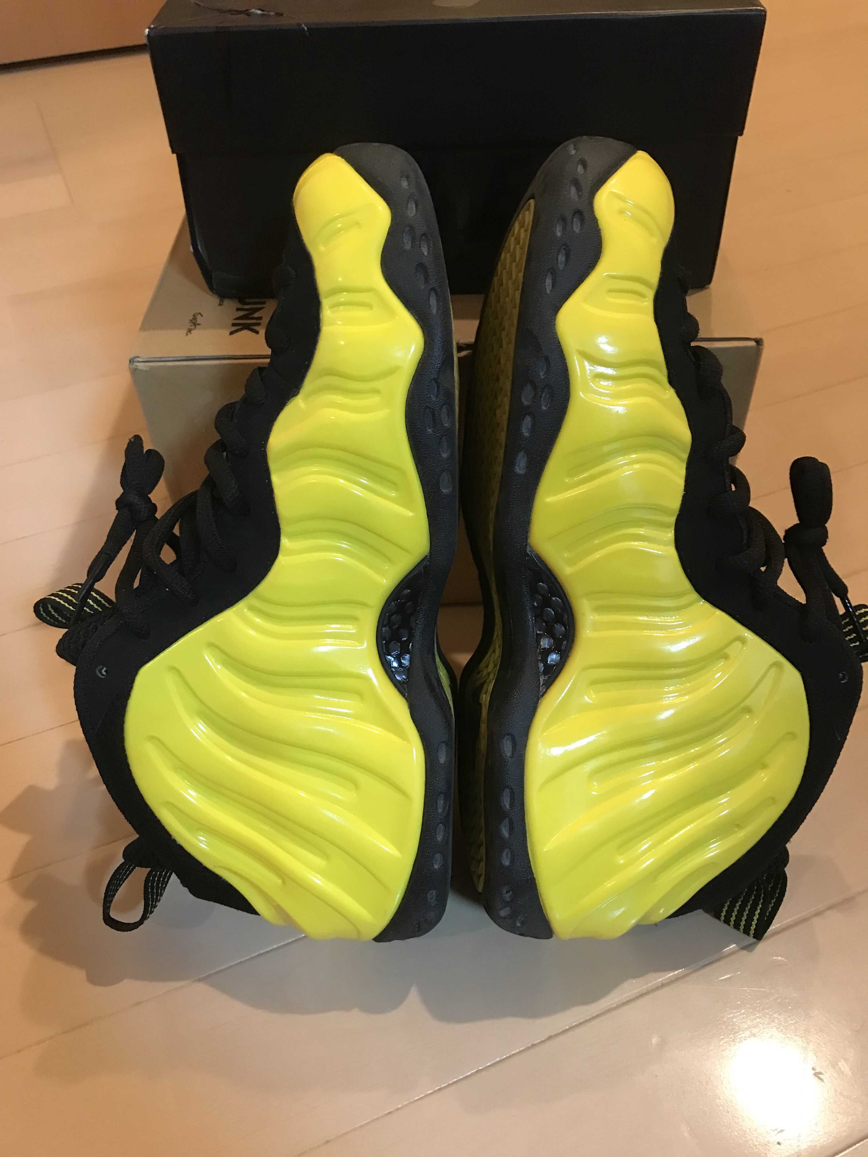 Nike Air Foamposite One "Optic Yellow"
