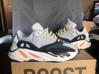 adidas YEEZY Boost 700 "Wave Runner"