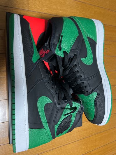 Nike Air Jordan 1 Retro High OG "Black/Pine Green" (2020)