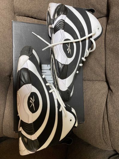 ADIDAS × REEBOK SHAQNOSIS "SEMI PURSUIT PINK/BLACK"