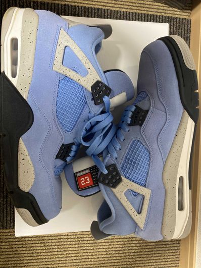 Nike Air Jordan 4 "University Blue"