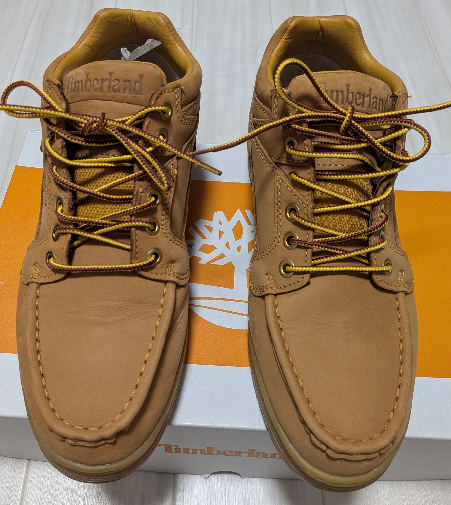 BEAMS × Timberland Heritage GORE-TEX Moc Toe Mid "Wheat"