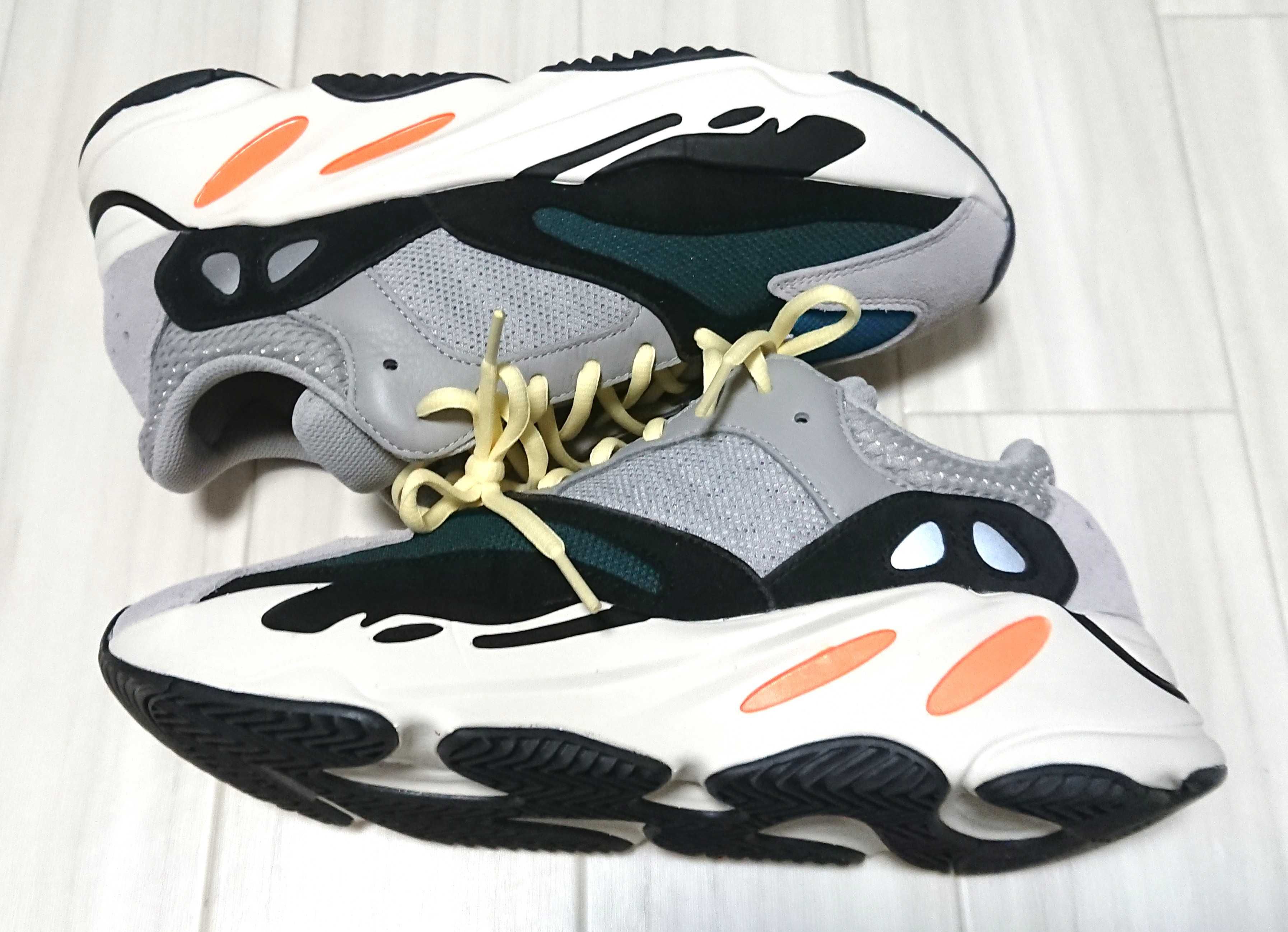 adidas YEEZY Boost 700 "Wave Runner"