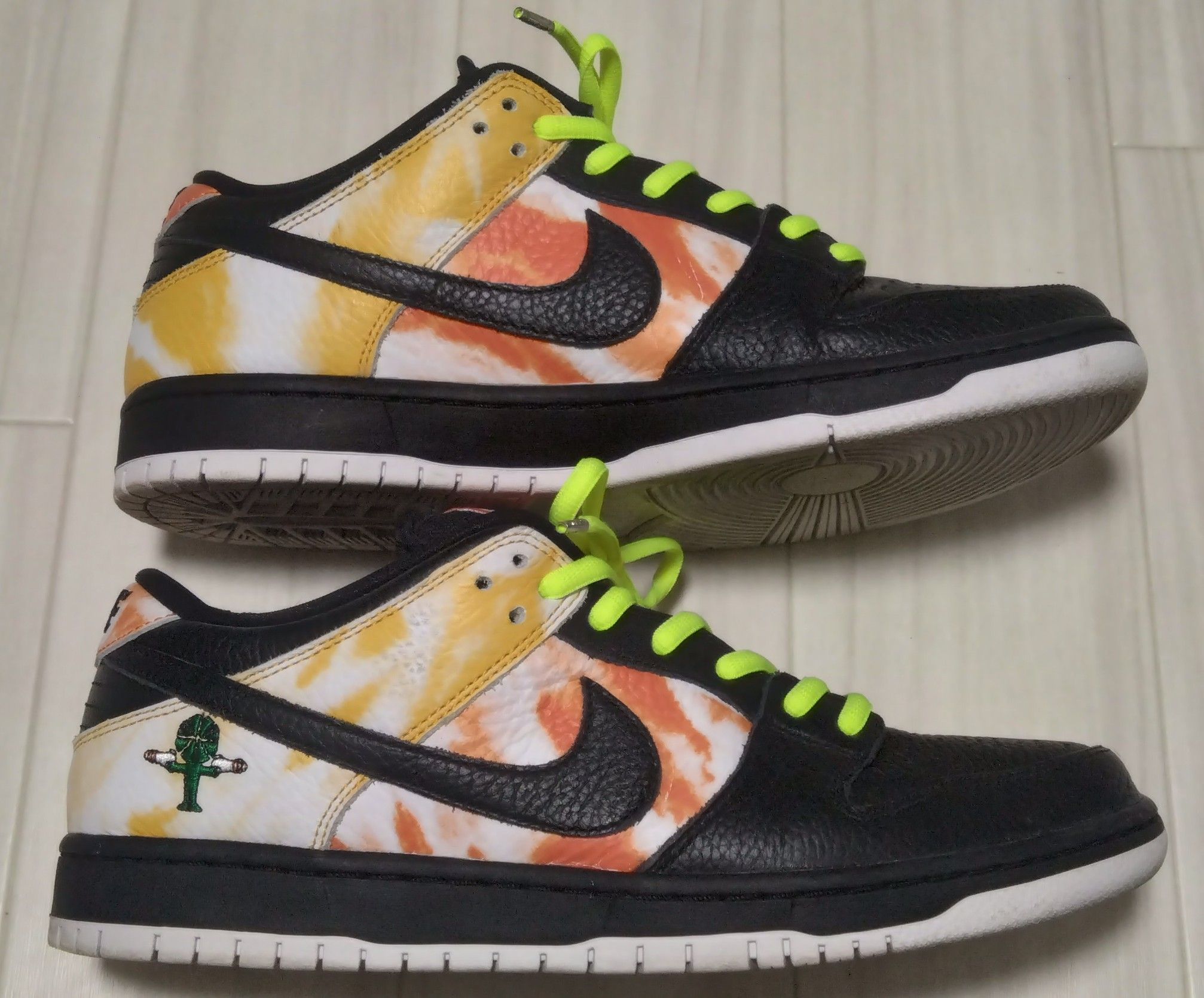 Nike SB Dunk Low "Raygun Tie-Dye/Black"