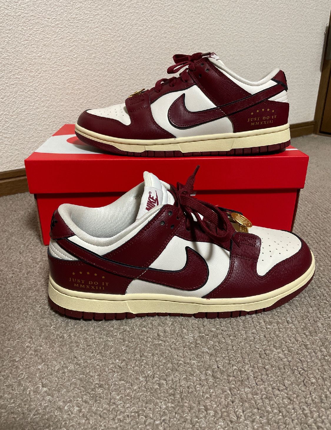 Nike Women's Dunk Low SE Just Do It "Team Red"