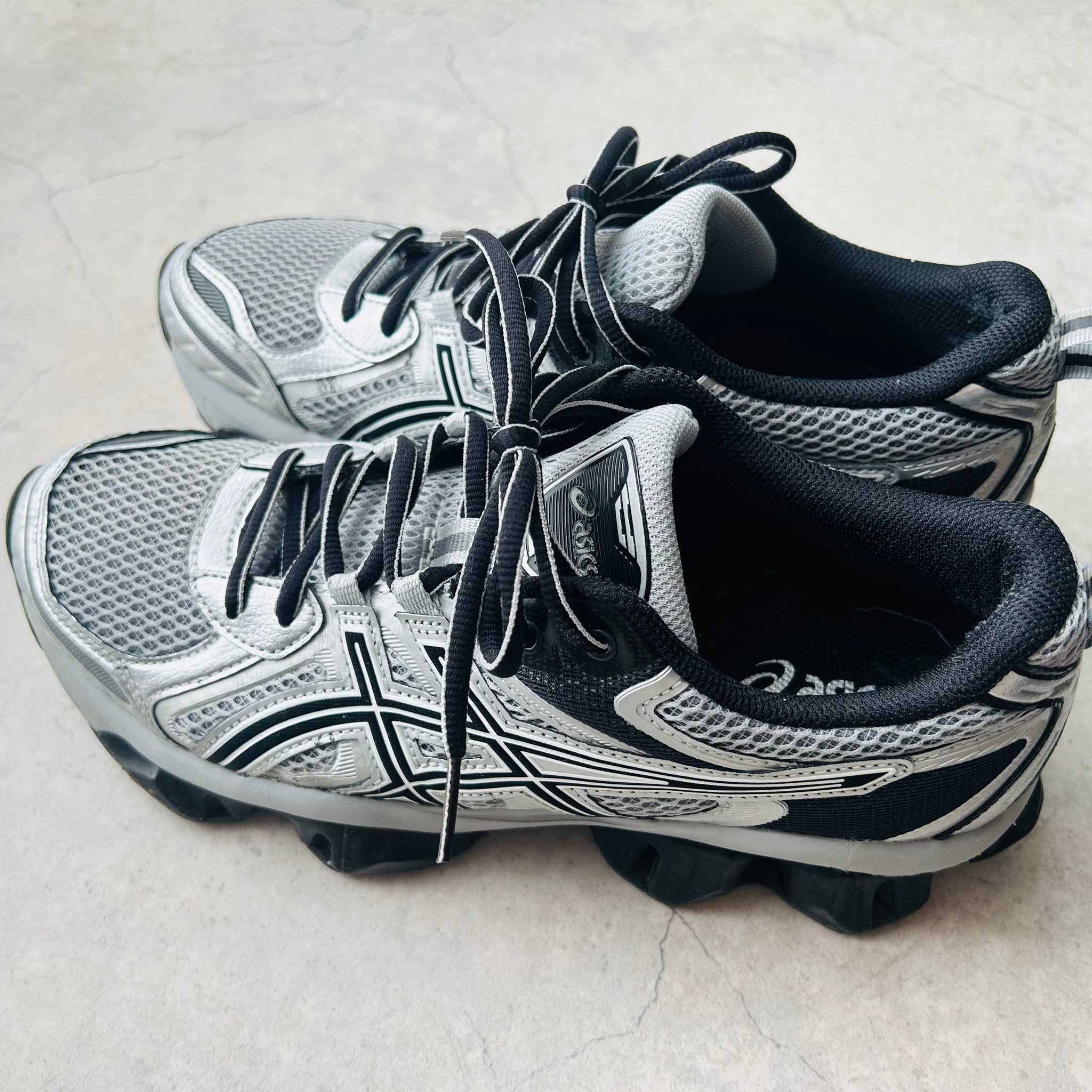 Asics Gel-Quantum Kinetic "Mid Grey/Pure Silver"