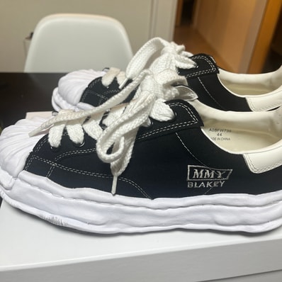 Maison MIHARA YASUHIRO BLAKEY OG Sole Canvas Low-top Sneaker "Black" (A08FW735)