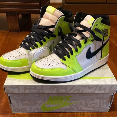 Nike Air Jordan 1 High OG "Volt/Visionaire"