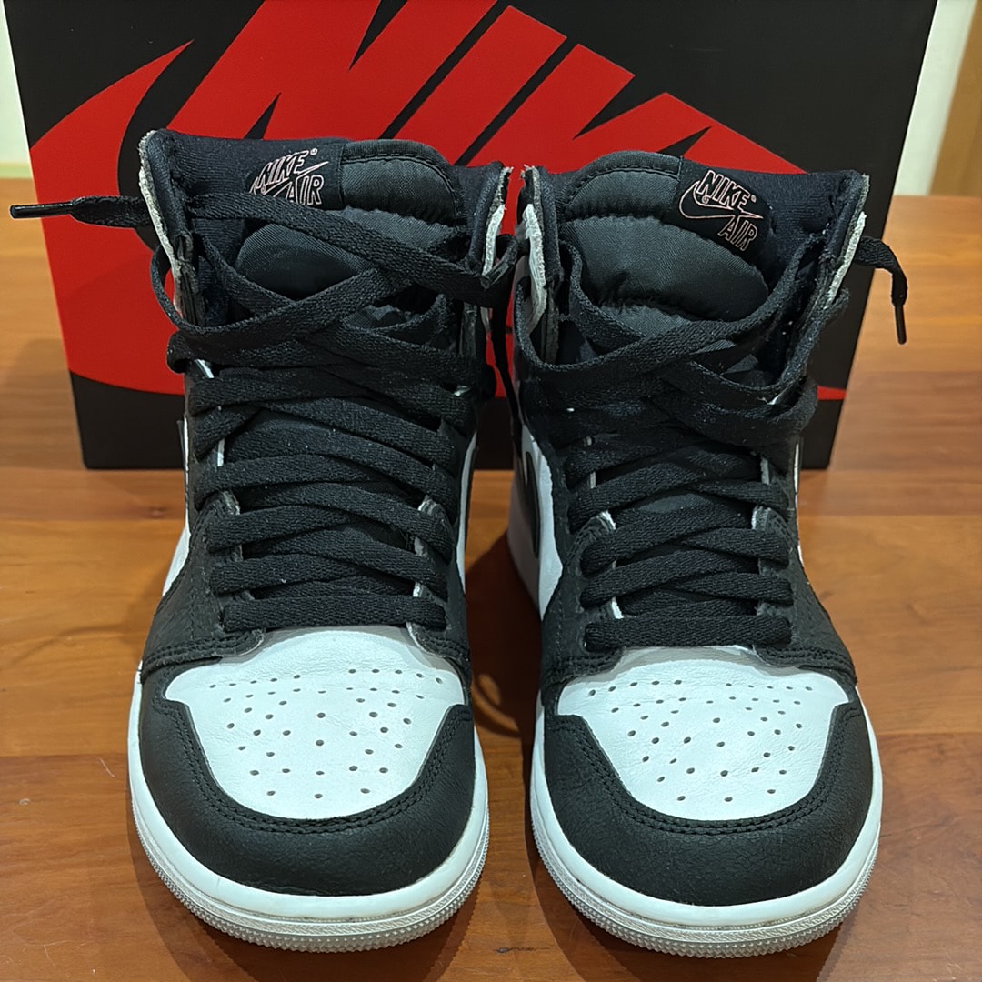 ナイキ エアジョーダン 1 ハイ OG "ブリーチド コーラル"