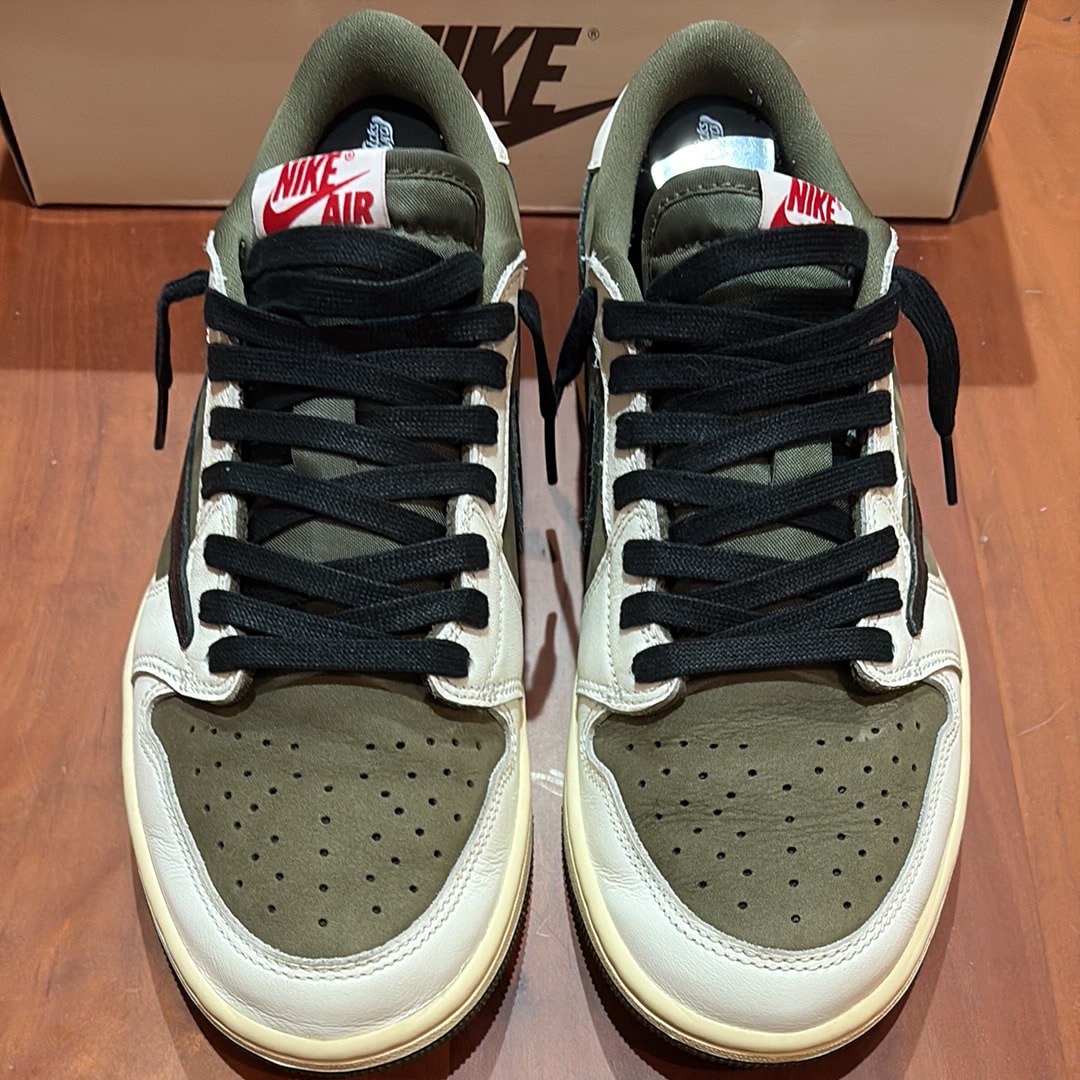 Travis Scott × Nike Air Jordan 1 Low OG SP "Reverse Olive"