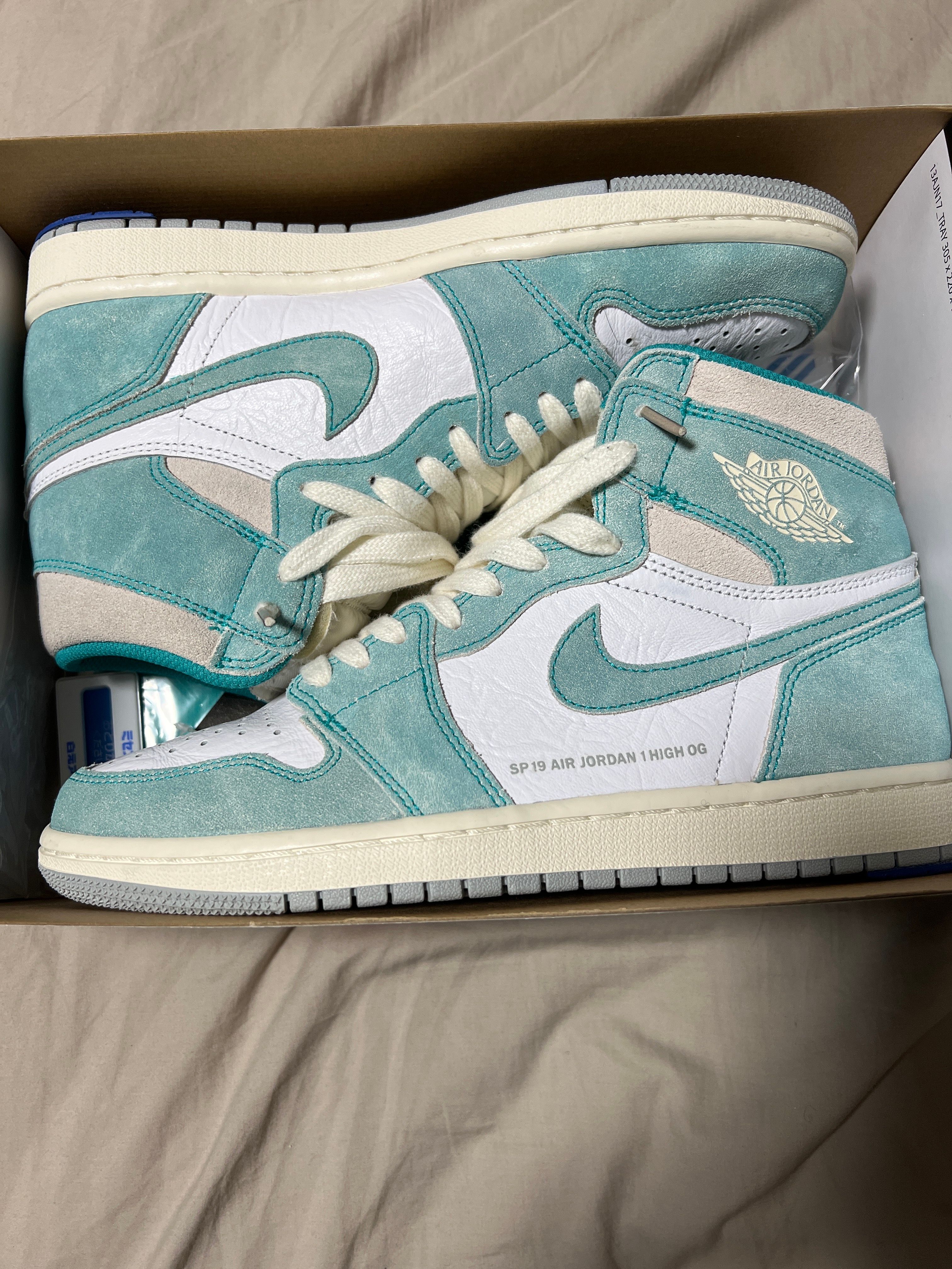 Nike Air Jordan 1 Retro High OG "Turbo Green"