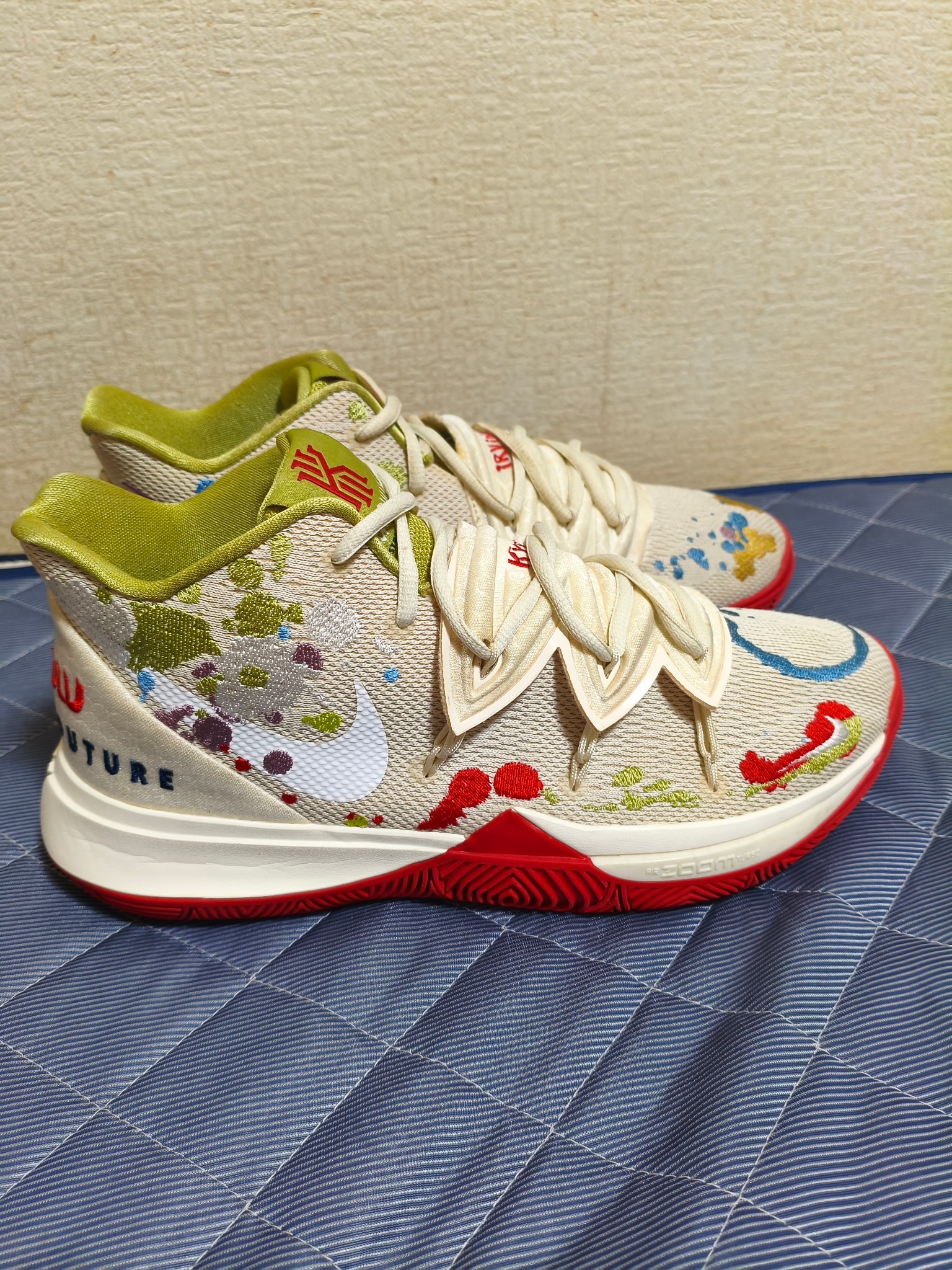 NIKE × BANDULU KYRIE 5 "Multi/Red"