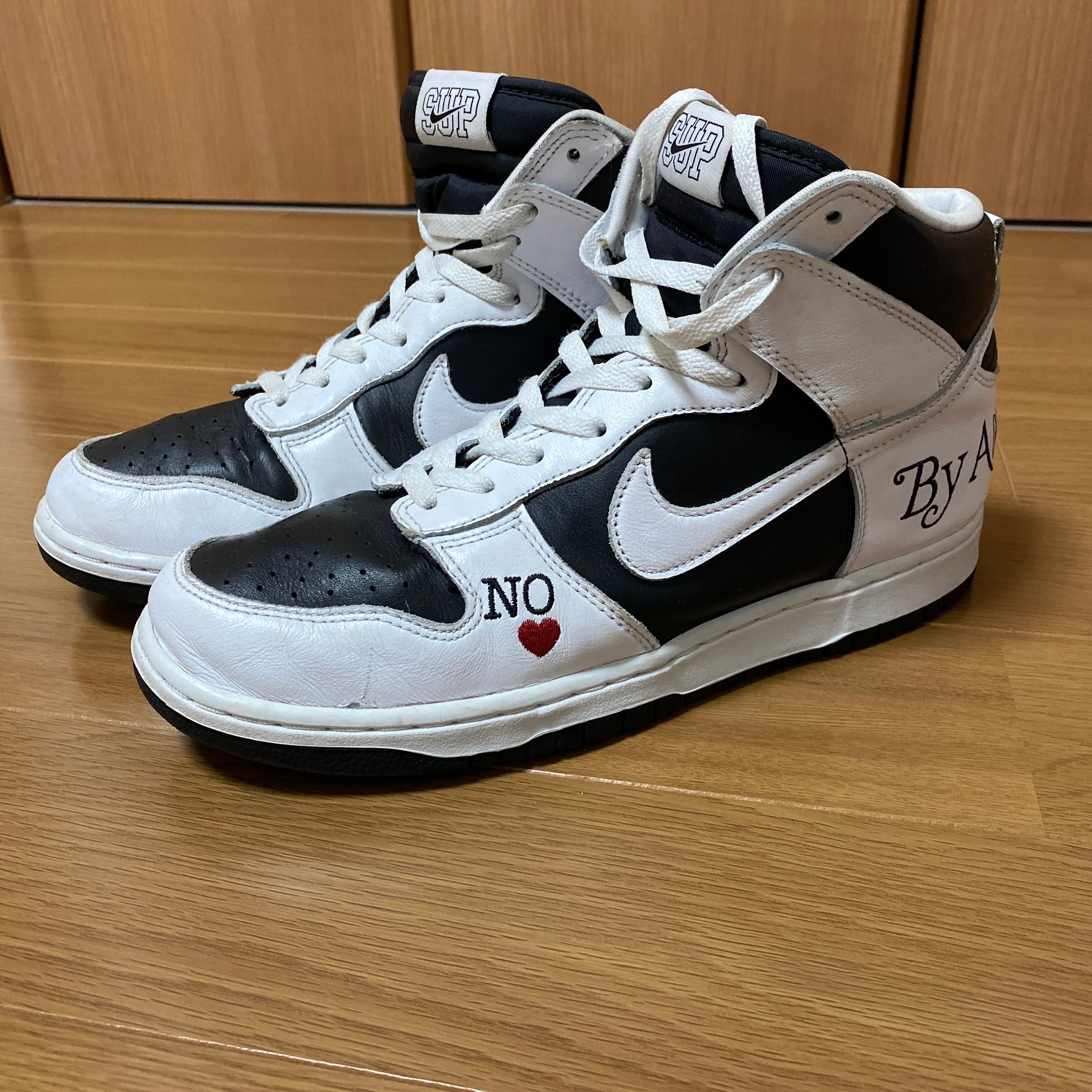 Supreme × Nike SB Dunk High By Any Means "White Black"